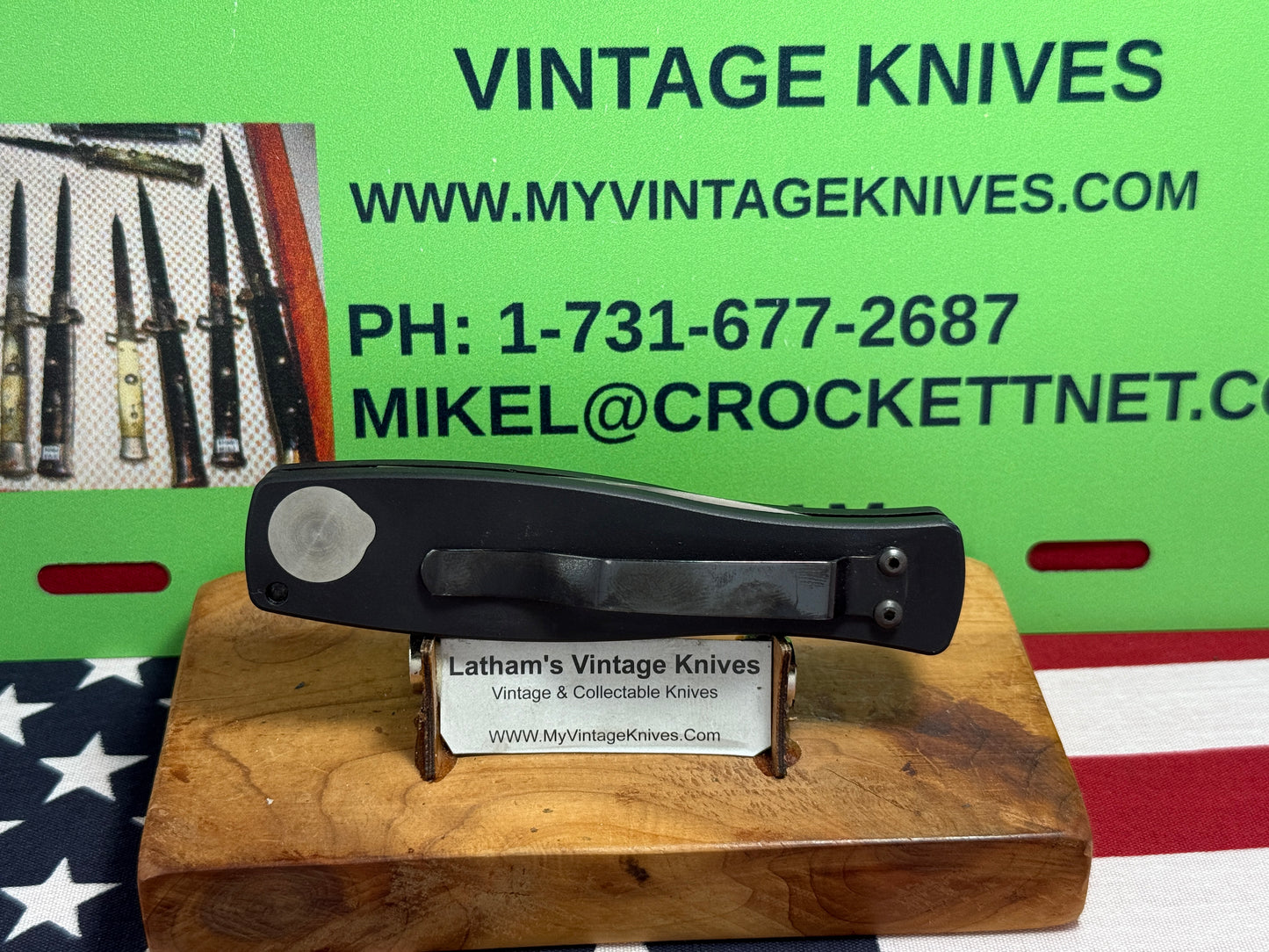 S.W.A.T.(SPECIALIZED WEAPONS BY ADVANCED TECHNOLOGIES) USA CUSTOM AUTOMATIC 2008-2012 TACTICAL AUTOMATIC KNIFE 1 OF 100 FIRST RUN BLACK METAL HANDLES