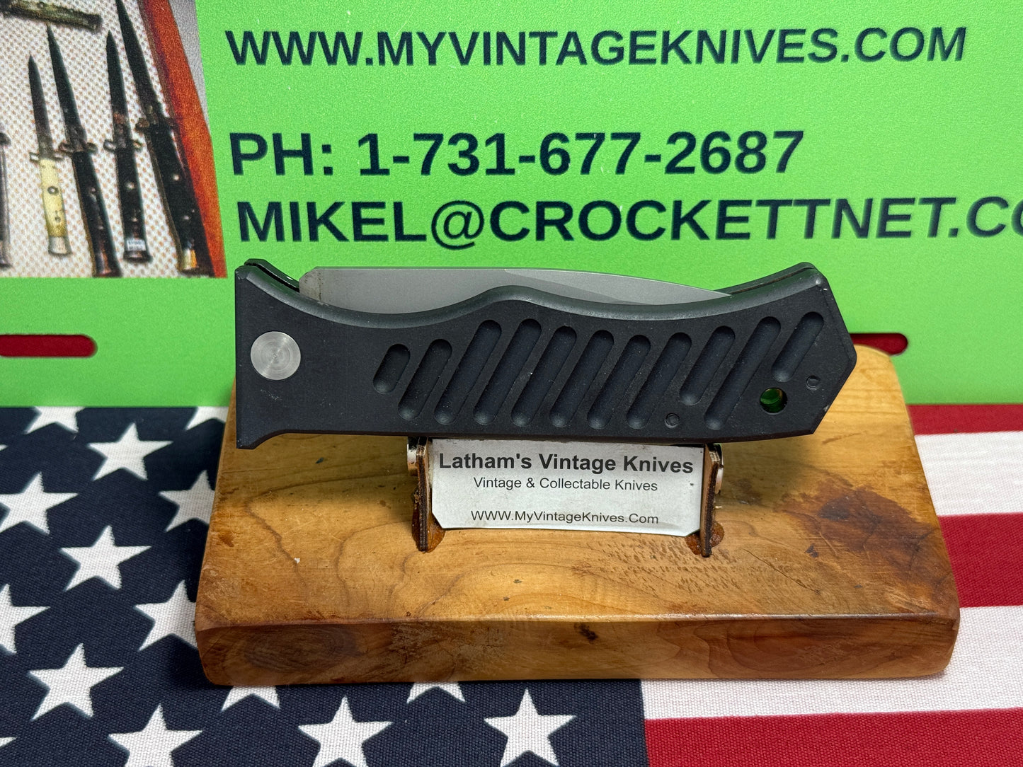 AMERICAN TACTICAL SUPPLY CO. (ATS) 2008-2012 SIDE OPENING SER# 001 TACTICAL AUTOMATIC KNIFE BLACK METAL HANDLES