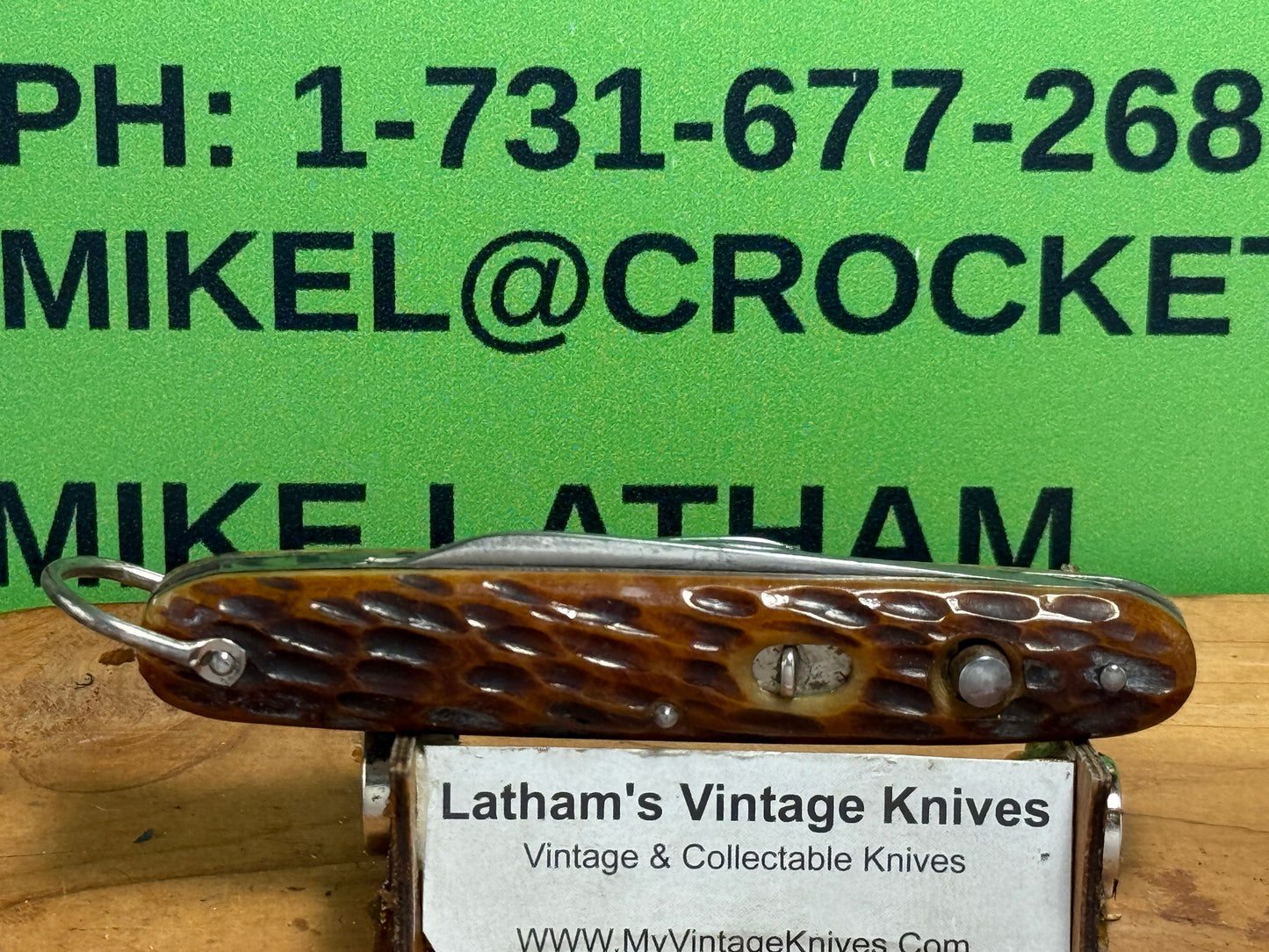 PRESTO GEO. SCHRADE BRIDGEPORT CONN. 1935-40 TWIN BLADE GIRL SCOUT EDITION WITH BAIL VINTAGE AMERICAN AUTOAMTIC KNIFE 3 3/8" DOUBLE BUTTON JIGGED BONE HANDLES