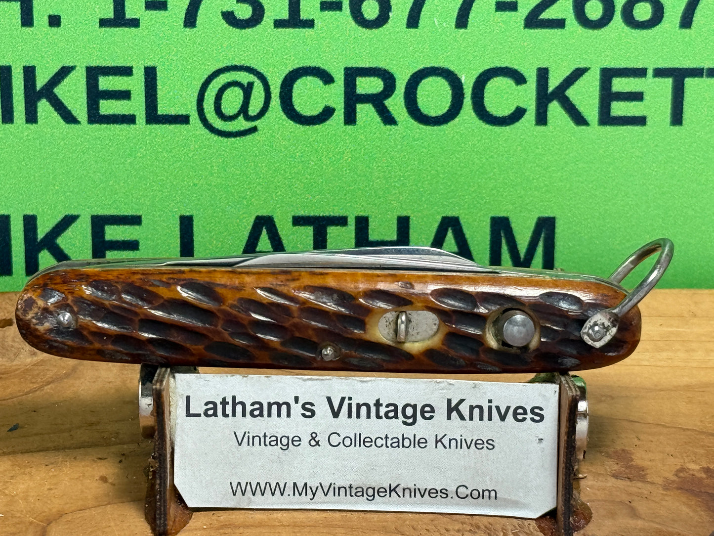 PRESTO GEO. SCHRADE BRIDGEPORT CONN. 1935-40 TWIN BLADE GIRL SCOUT EDITION WITH BAIL VINTAGE AMERICAN AUTOAMTIC KNIFE 3 3/8" DOUBLE BUTTON JIGGED BONE HANDLES