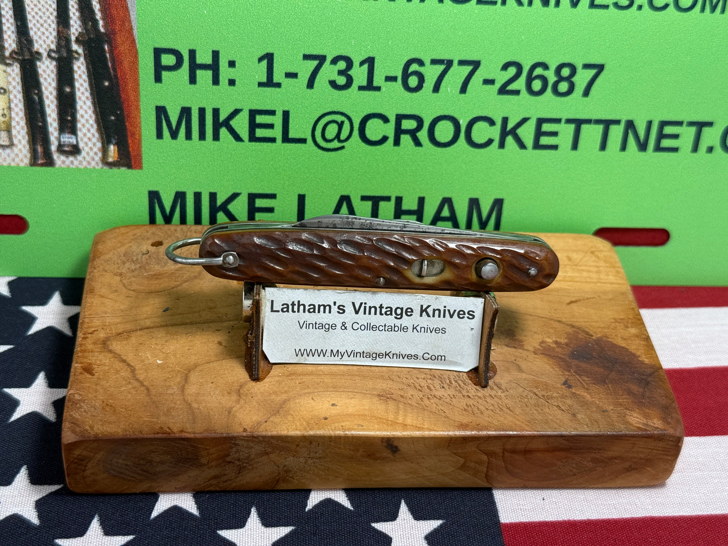 PRESTO GEO. SCHRADE BRIDGEPORT CONN. 1935-40 TWIN BLADE GIRL SCOUT EDITION WITH BAIL VINTAGE AMERICAN AUTOMATIC KNIFE 3 3/8" DOUBLE BUTTON JIGGED BONE HANDLES