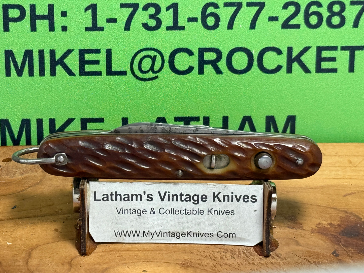 PRESTO GEO. SCHRADE BRIDGEPORT CONN. 1935-40 TWIN BLADE GIRL SCOUT EDITION WITH BAIL VINTAGE AMERICAN AUTOMATIC KNIFE 3 3/8" DOUBLE BUTTON JIGGED BONE HANDLES