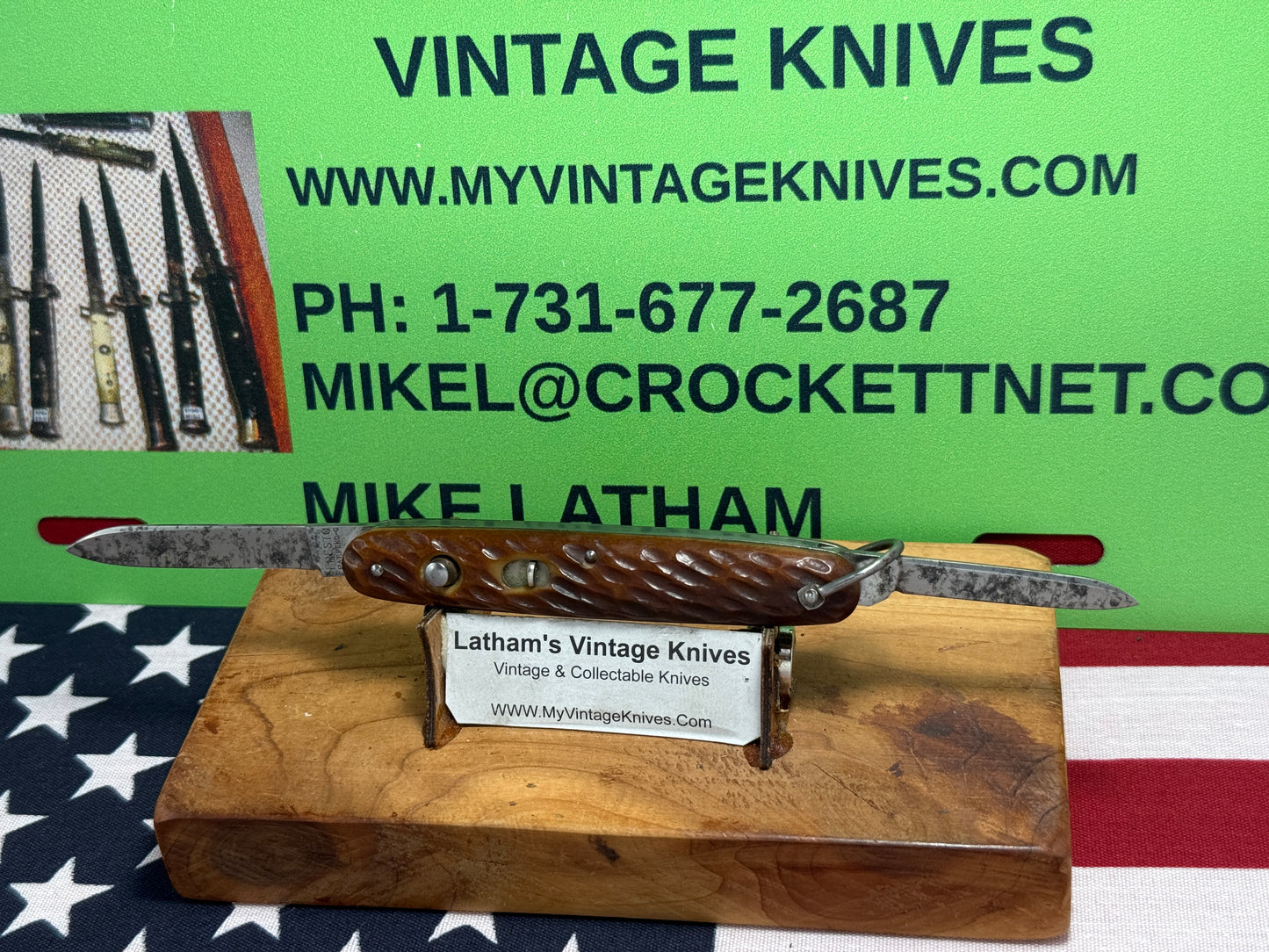 PRESTO GEO. SCHRADE BRIDGEPORT CONN. 1935-40 TWIN BLADE GIRL SCOUT EDITION WITH BAIL VINTAGE AMERICAN AUTOMATIC KNIFE 3 3/8" DOUBLE BUTTON JIGGED BONE HANDLES