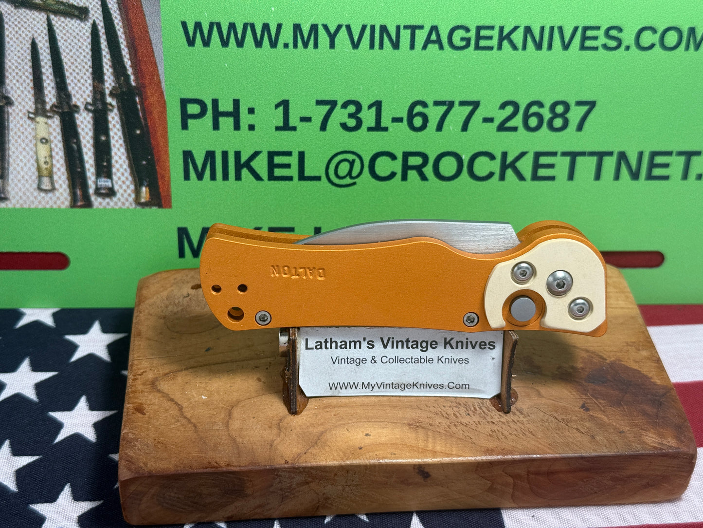 DALTON, ROB CUSTOM AUTOMATIC KNIFE 1998-2010 RESCUE SIDE OPENING TACTICAL AUTOMATIC KNIFE ORANGE METAL HANDLES