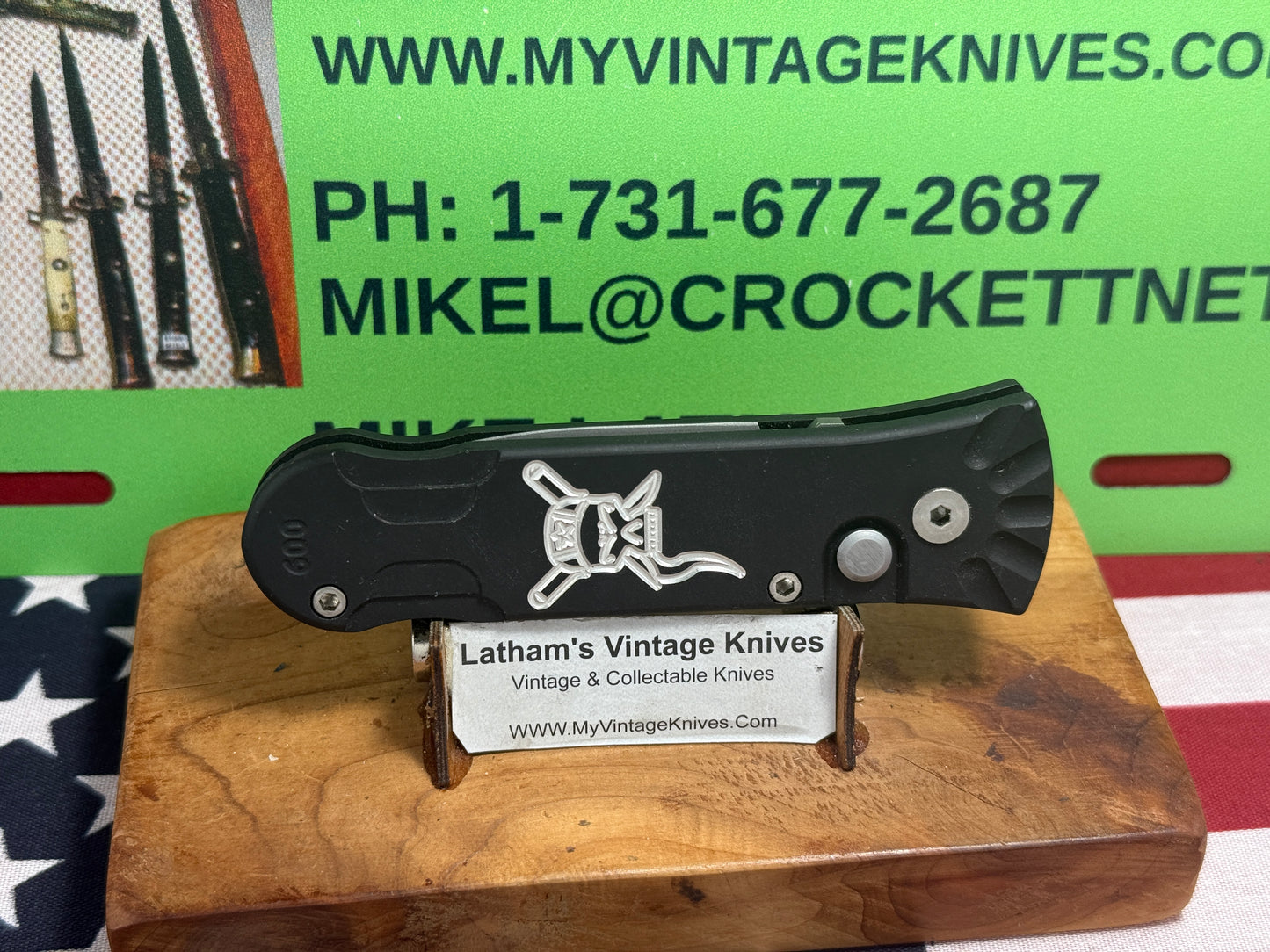 DALTON, ROB CUSTOM AUTOMATIC KNIFE 1998-2010 SIDE OPENING MINI ASSASSIN WITH SKULL 009 DCC TACTICAL AUTOMATIC KNIFE BLACK METAL HANDLES