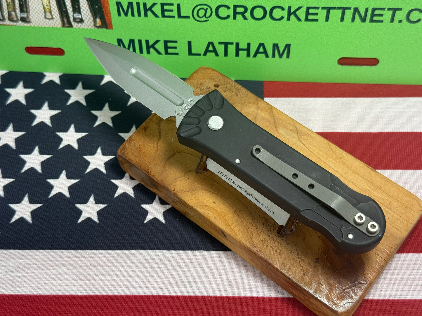 DALTON, ROB CUSTOM AUTOMATIC KNIFE 1998-2010 SIDE OPENING MINI ASSASSIN WITH SKULL 009 DCC TACTICAL AUTOMATIC KNIFE BLACK METAL HANDLES