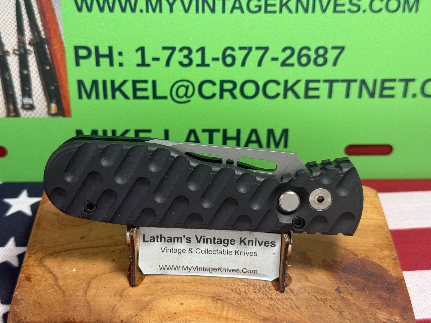 DALTON, ROB CUSTOM KNIFE 1998-2010 GRIPPER SIDE OPENING TACTICAL AUTOMATIC KNIFE BLACK METAL HANDLES