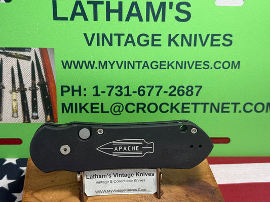 DALTON, ROB CUSTOM AUTOMATIC KNIFE 1998-2010 SIDE OPENING APACHE DCC TACTICAL AUTOMATIC KNIFE BLACK METAL HANDLES