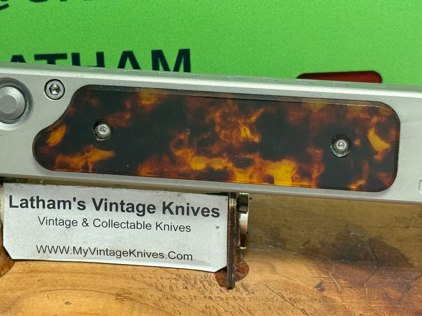 DALTON, ROB CUSTOM AUTOMATIC KNIFE 1998-2010 SIDE OPENING TANK WITH TORTOISE SHELL INSERTS TACTICAL AUTOMATIC KNIFE GRAY METAL HANDLES