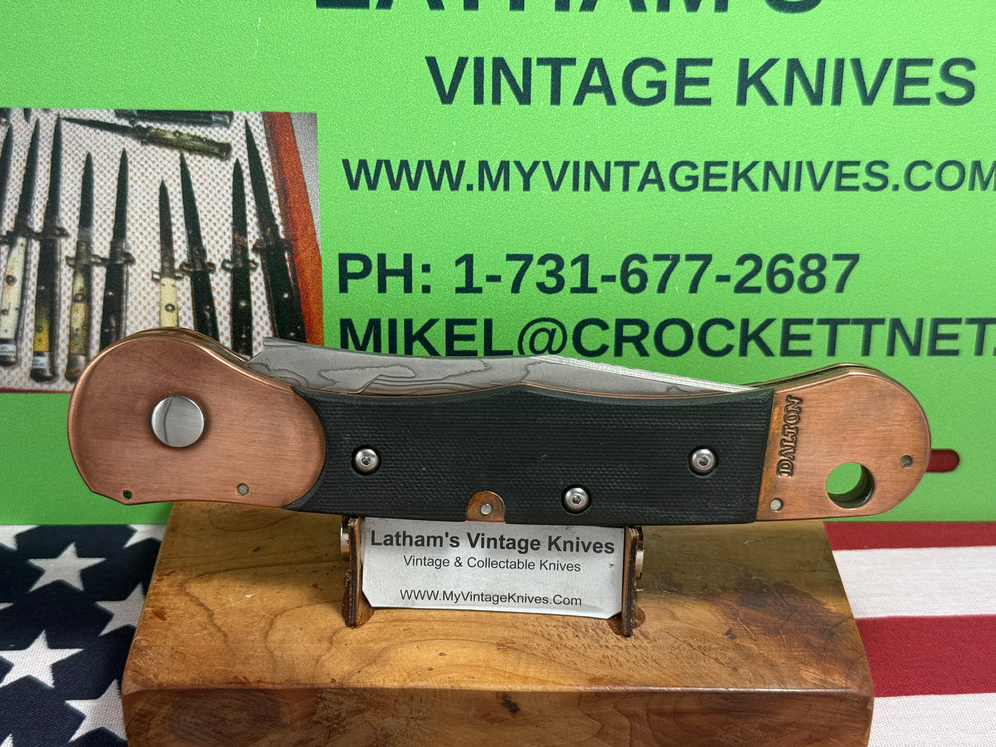 DALTON, ROB CUSTOM AUTOMATIC KNIFE 1998-2010 SIDE OPENING COPPER COMCAT DAMACUS STEEL TACTICAL AUTOMATIC KNIFE COPPER WITH BLACK FIBER HANDLES