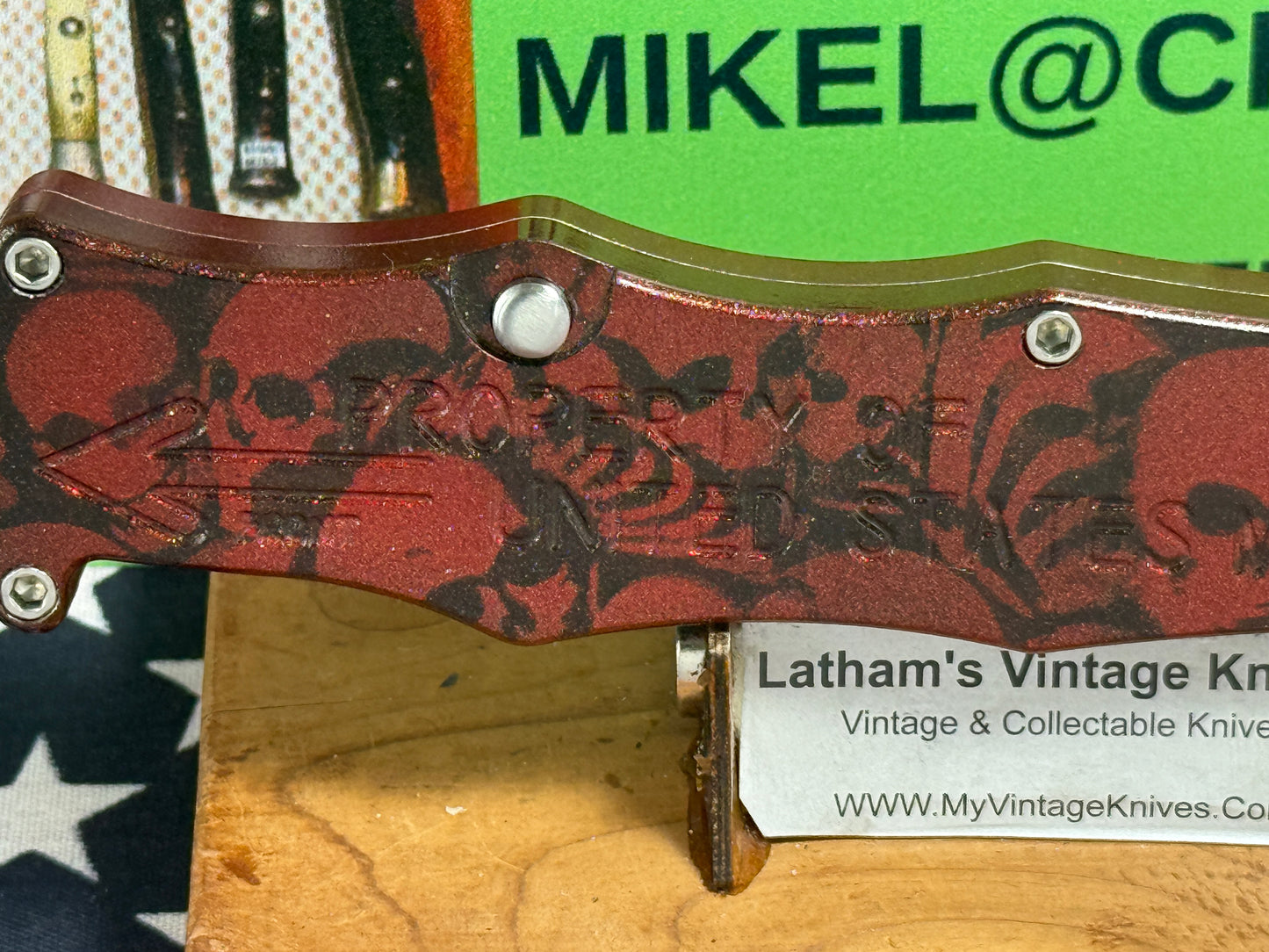 DALTON, ROB CUSTOM AUTOMATIC KNIFE 1998-2010 OTF SINGLE ACTION MAYHEM PROPERTY OF MILITIA TACTICAL AUTOMATIC KNIFE RED METALIC METAL HANDLES