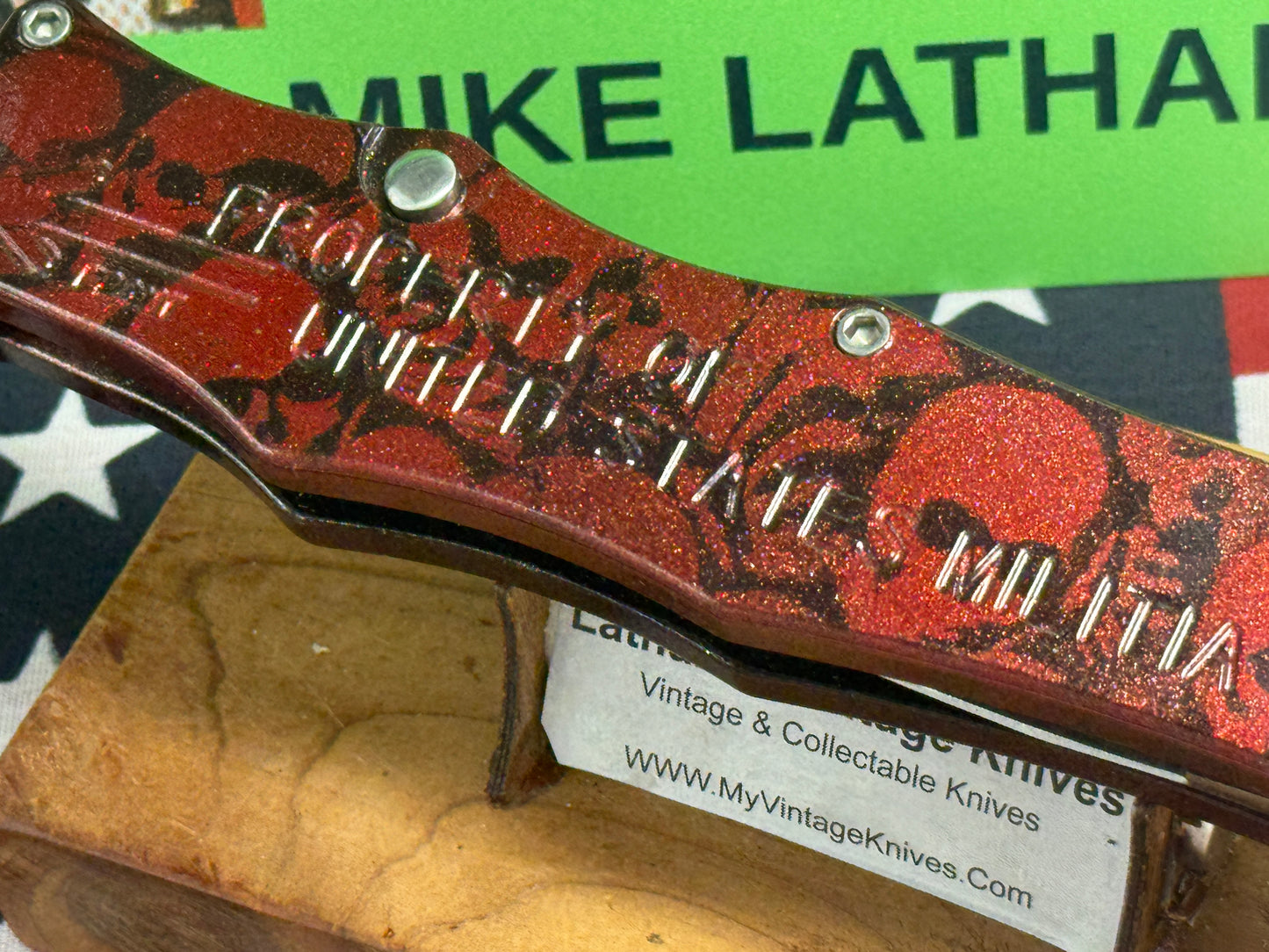 DALTON, ROB CUSTOM AUTOMATIC KNIFE 1998-2010 OTF SINGLE ACTION MAYHEM PROPERTY OF MILITIA TACTICAL AUTOMATIC KNIFE RED METALIC METAL HANDLES