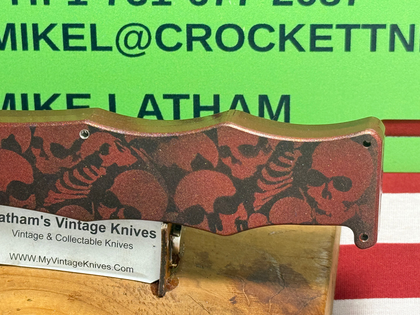 DALTON, ROB CUSTOM AUTOMATIC KNIFE 1998-2010 OTF SINGLE ACTION MAYHEM PROPERTY OF MILITIA TACTICAL AUTOMATIC KNIFE RED METALIC METAL HANDLES