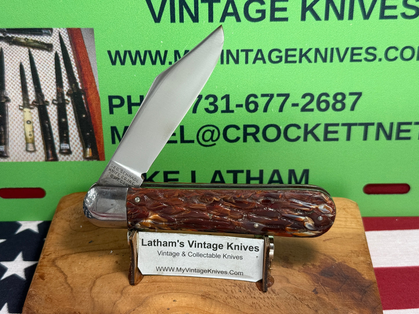 PRESTO GEO. SCHRADE KNIFE CO. BRIDGEPORT CONN. 1940-57 MEDIUM HUNTER 4 1/8" VINTAGE AMERICAN AUTOMATIC KNIFE RED WORMED COMPOSITION HANDLES