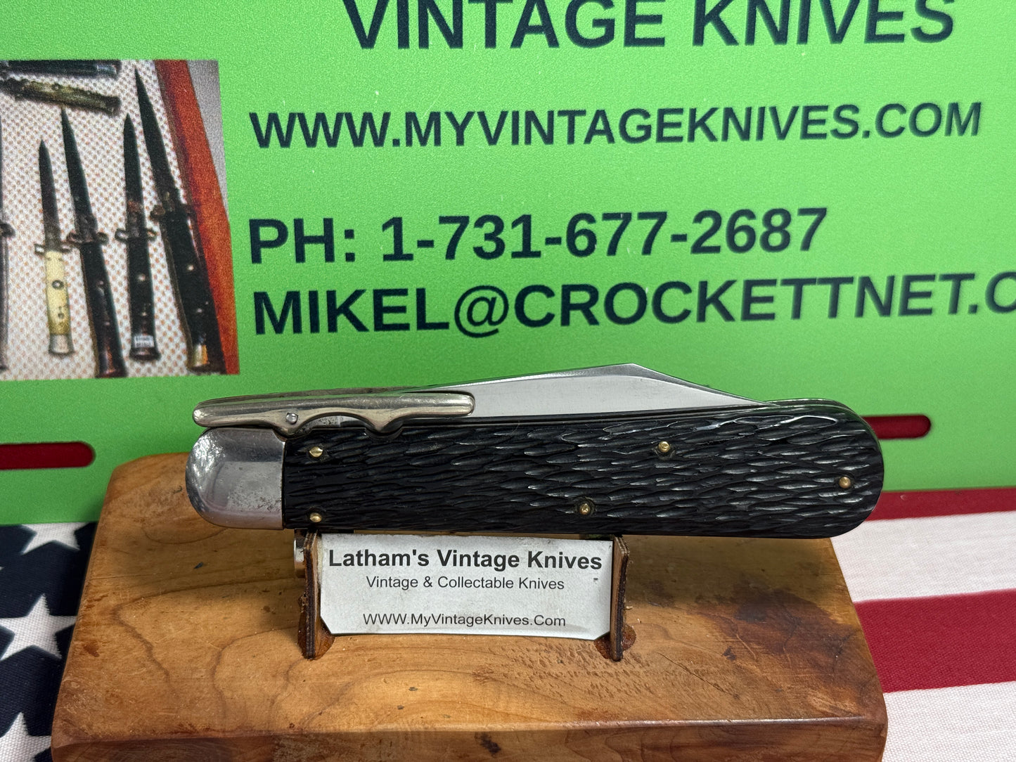 SCHRADE CUT CO. WALDEN N.Y. 1916-46 SWING GUARD HUNTER'S PRIDE ETCHED VINTAGE AMERICAN AUTOMATIC KNIFE PEACH SEED JIGGED BONE HANDLES