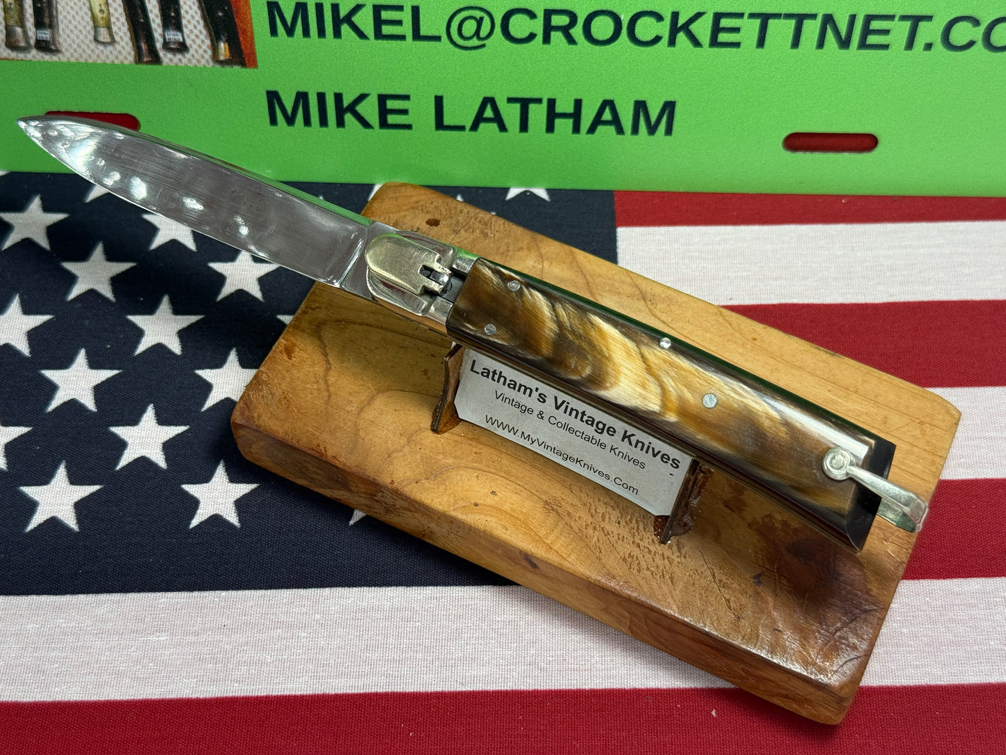 MAKINOX FRANCE 1960-65 LEVER AUTOMATIC FRENCH AUTOMATIC KNIFE REHANDLES IN BEAUTIFUL BRAZILIAN HORN HANDLES