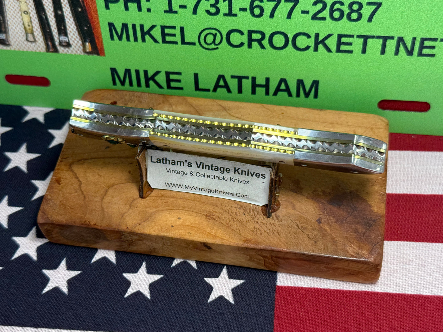 CLARK, NATE CUSTOM KNIVES USA/ORGEON 2005-2015 ERA ROYAL DAGGER D/A MIRROR POLISHED BLADE CUSTOM AUTOMATIC KNIFE GOLD PEARL HANDLES WITH JEWELS