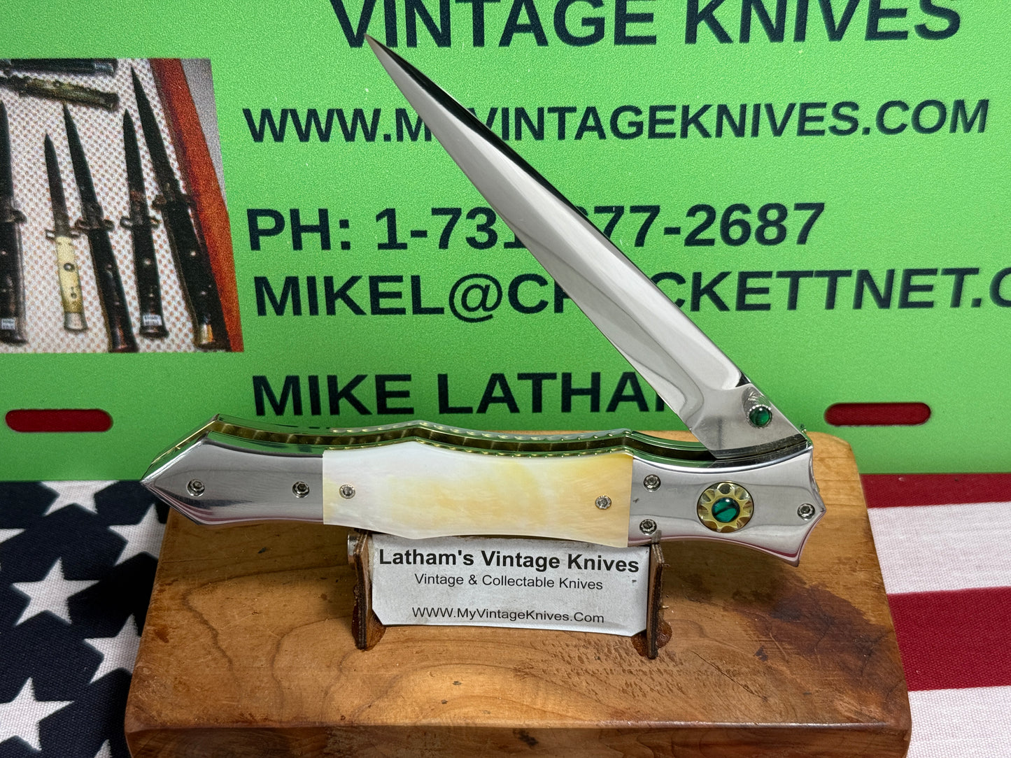 CLARK, NATE CUSTOM KNIVES USA/ORGEON 2005-2015 ERA ROYAL DAGGER D/A MIRROR POLISHED BLADE CUSTOM AUTOMATIC KNIFE GOLD PEARL HANDLES WITH JEWELS