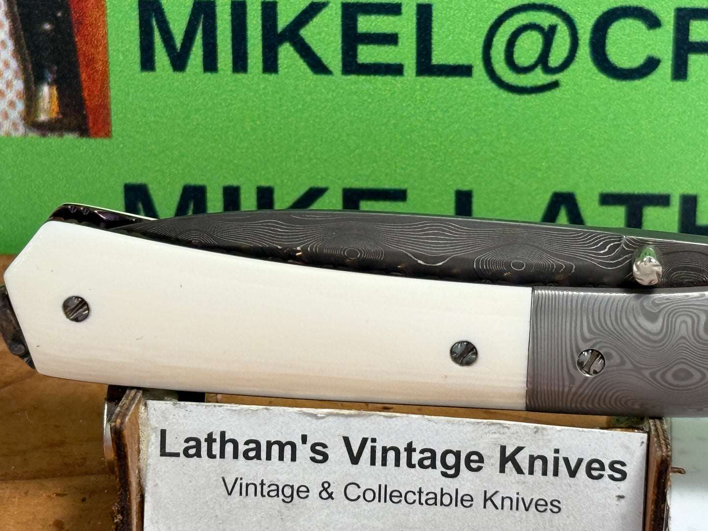 GEDRAITIS, CHUCK "C.J.G." CUSTOM KNIVES 1999-2005 ERA FOLDING LINERLOCK DAMACUS STEEL CUSTOM MANUAL KNIFE MAMMOTH IVORY HANDLES