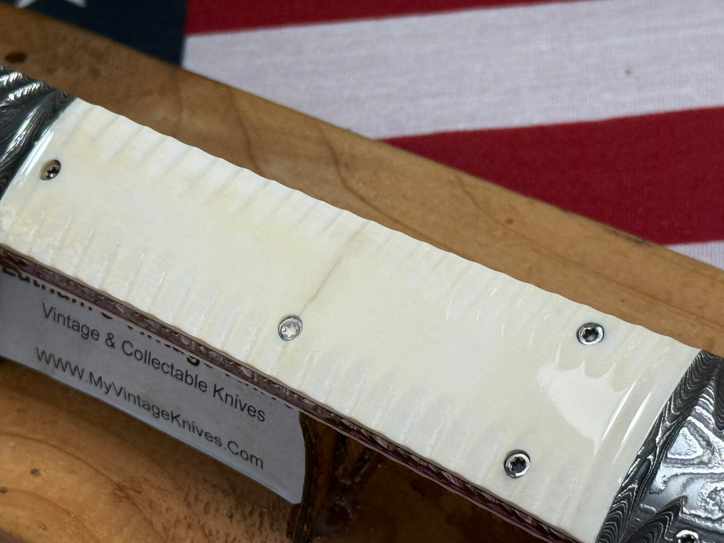 VALLOTTON, RAINY CUSTOM KNIVES 2001-2003 ERA D & D FAN TAIL DAMACUS STEEL DAGGER BLADE CUSTOM AUTOMATIC KNIFE MAMMOTH IVORY HANDLES