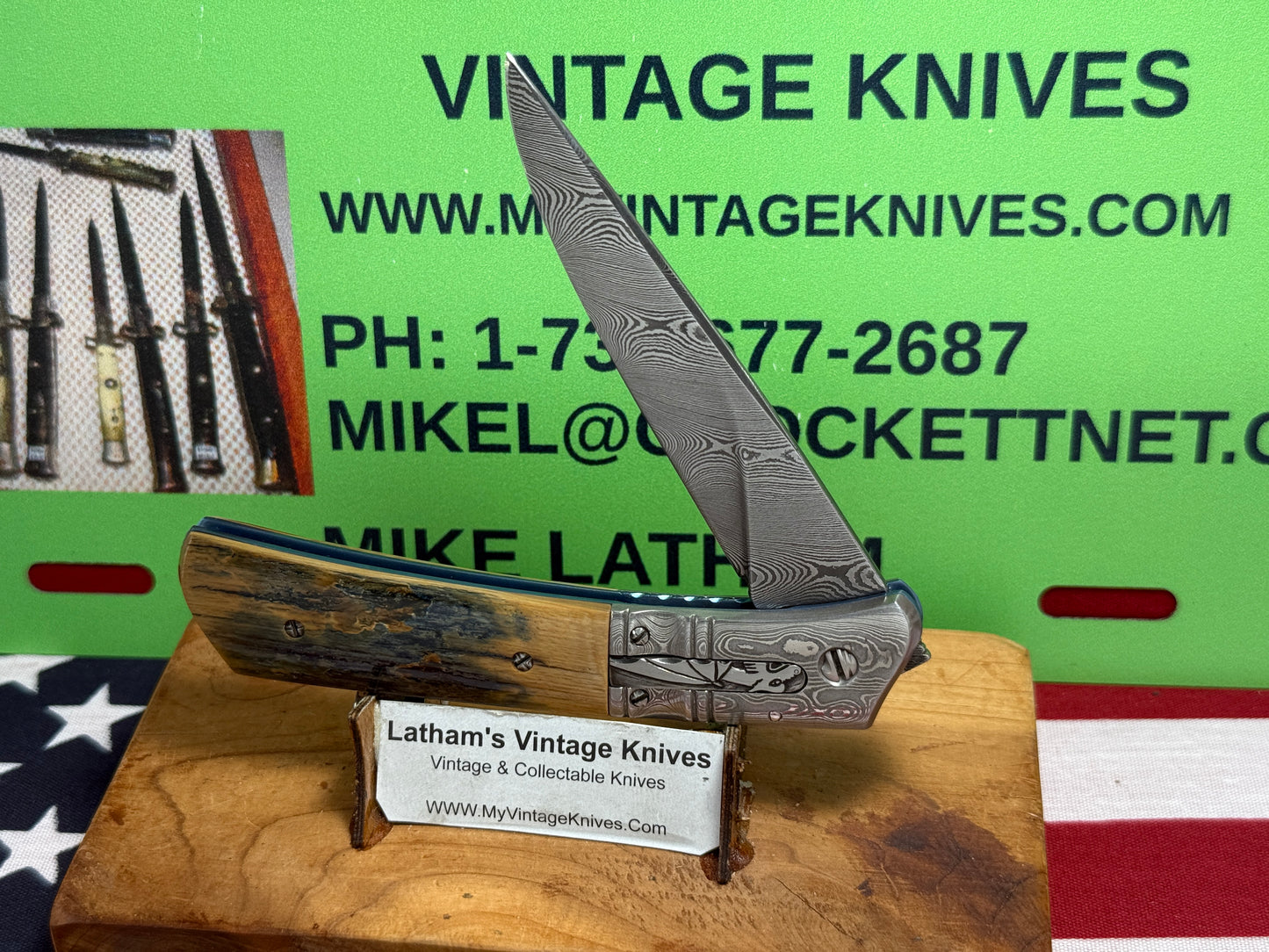 WILLIAMS, JASON CUSTOM KNIVES 2001-2003 ERA MEDIUM HUNTER DAMACUS STEEL CUSTOM AUTOMATIC KNIFE MAMMOTH IVORY BARK SCALES