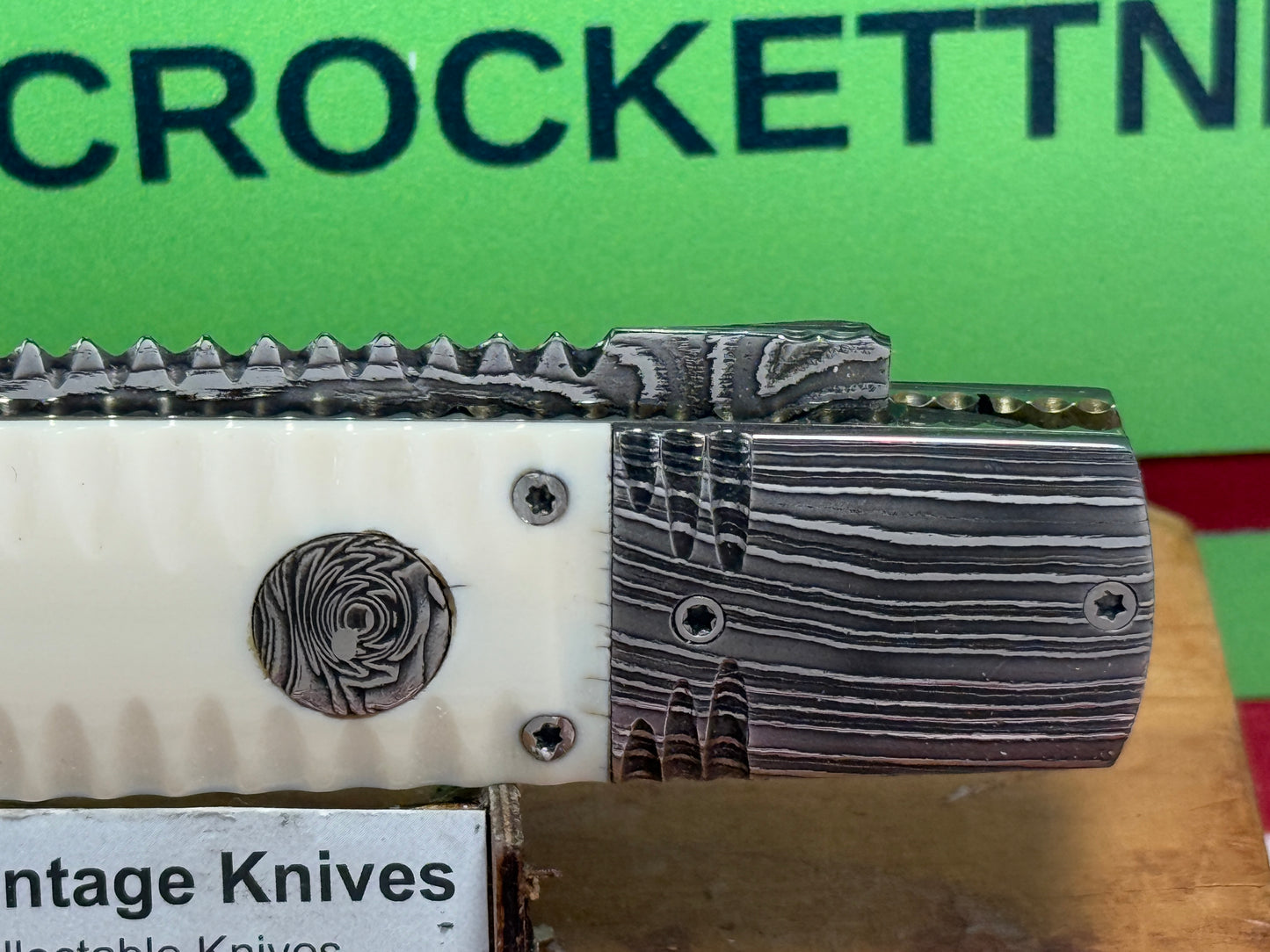 VALLOTTON, RAINY CUSTOM KNIVES USA/OREGON 2001-2003 ERA D & D ORIGINAL DAMACUS STEEL FEATHER CUT ICE PICK CUSTOM AUTOMATIC KNIFE MAMMOTH IVORY SCALES