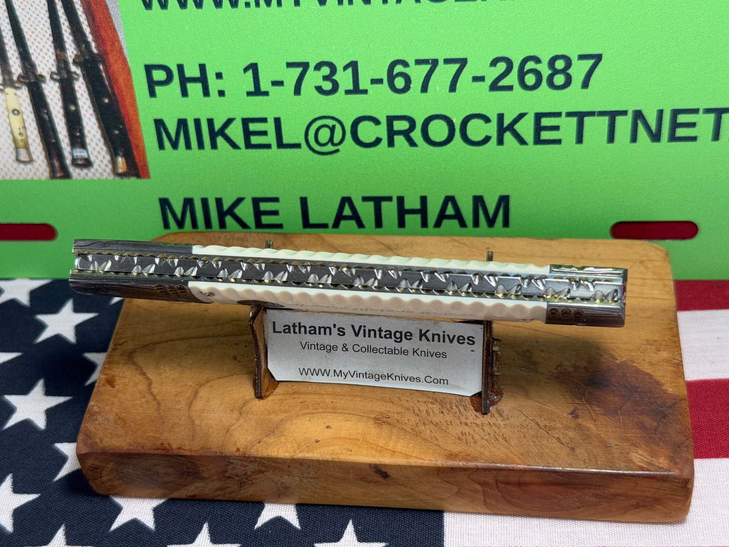 VALLOTTON, RAINY CUSTOM KNIVES USA/OREGON 2001-2003 ERA D & D ORIGINAL DAMACUS STEEL FEATHER CUT ICE PICK CUSTOM AUTOMATIC KNIFE MAMMOTH IVORY SCALES