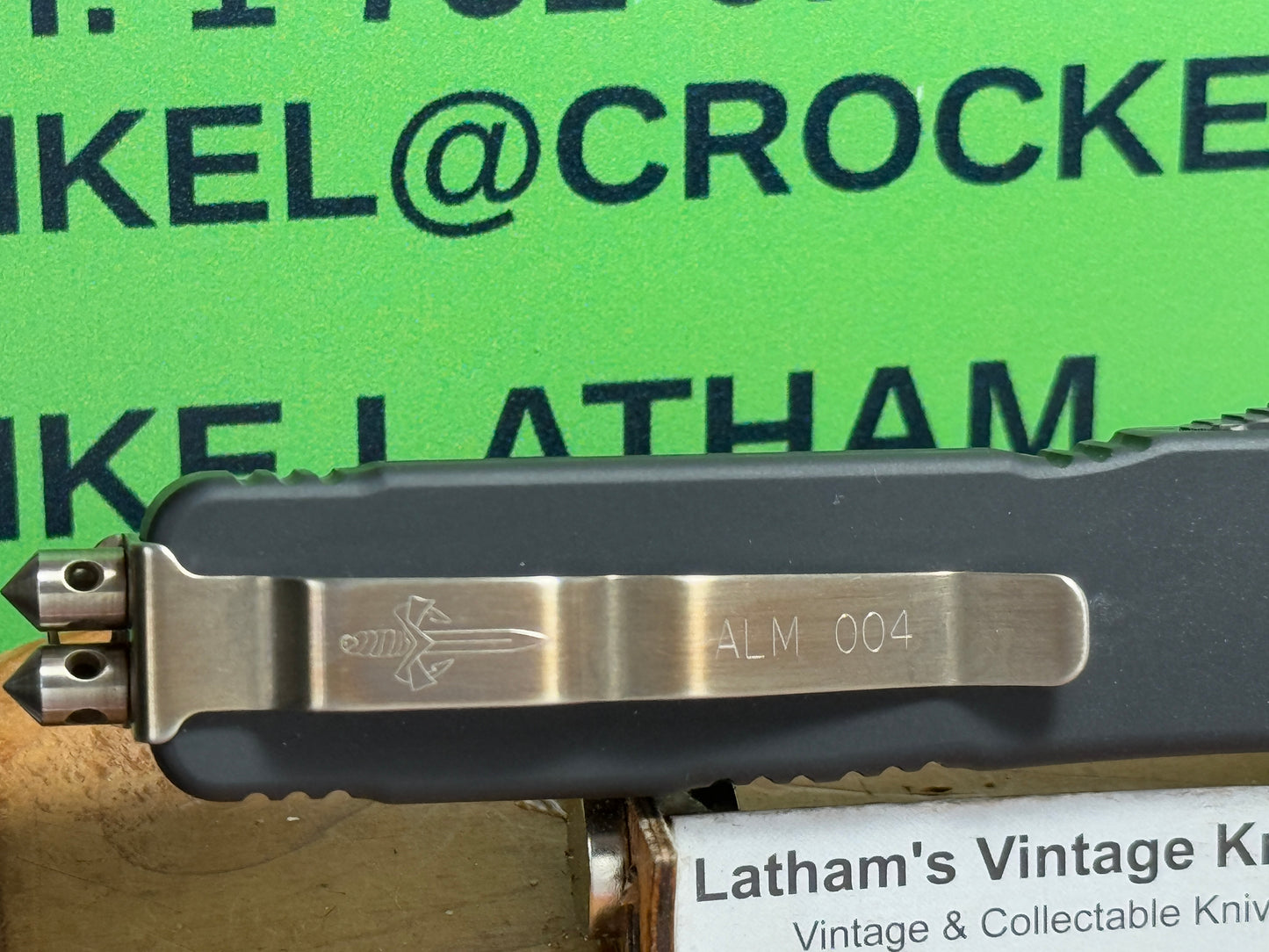 MICROTECH USA MARFIONE CUSTOM AUTOMATIC ALM SN 004 OTF MAKORA HIGH POLISH FIRE HARDWARE TACTICAL AUTOMATIC KNIFE CARBON FIBER TOP & BUTTON