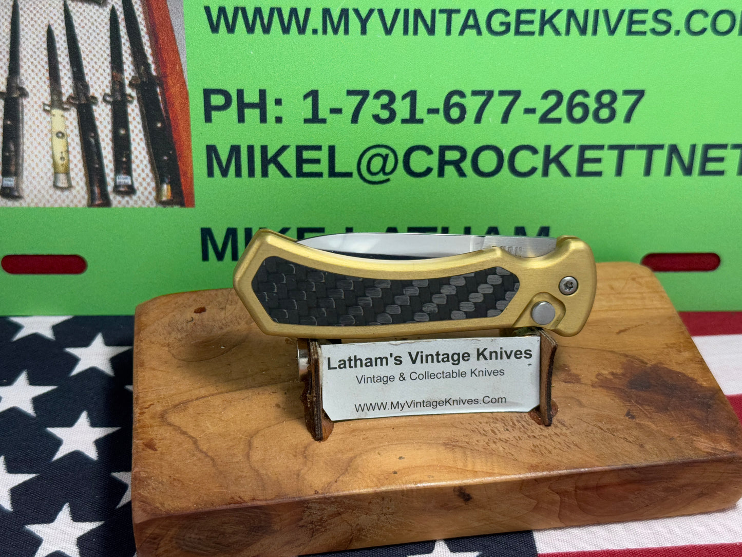 BURN KNIVES, PAUL PANAK, 2020 SMALL SIDE OPENING TACTICAL WITH MIRROR POLISHED BLADE CUSTOM AUTOMATIC KNIFE METAL HANDLES WITH CARBON FIBER INSERTS