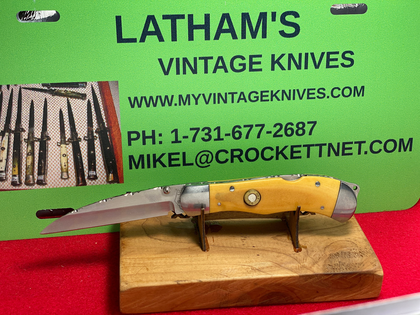 T BAR K KNIVES TEXAS MIKE FISHER "TANK" 1998-2008 CUSTOM AUTOMATIC DOUBLE ACTION HUNTER CUSTOM AUTOMATIC KNIFE YELLOW MICARTA HANDLES