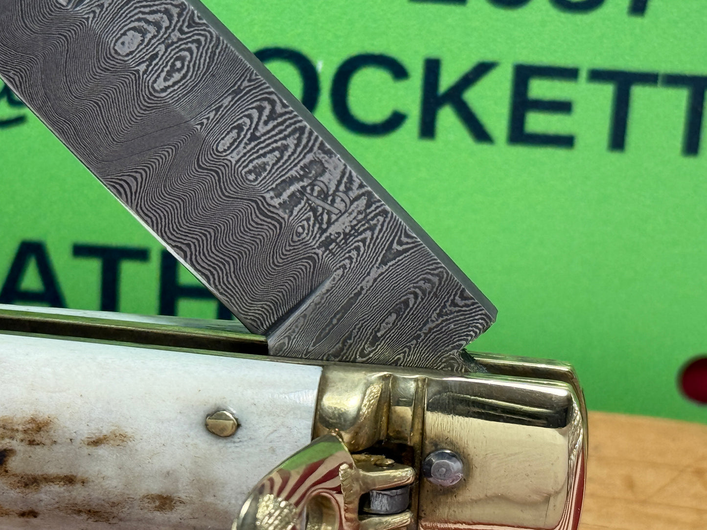 AB ITALY 2005-2010 LEVER AUTOMATIC "BIRD'S HEAD" DAMACUS STEEL ITALIAN AUTOMATIC KNIFE STAG HANDLES