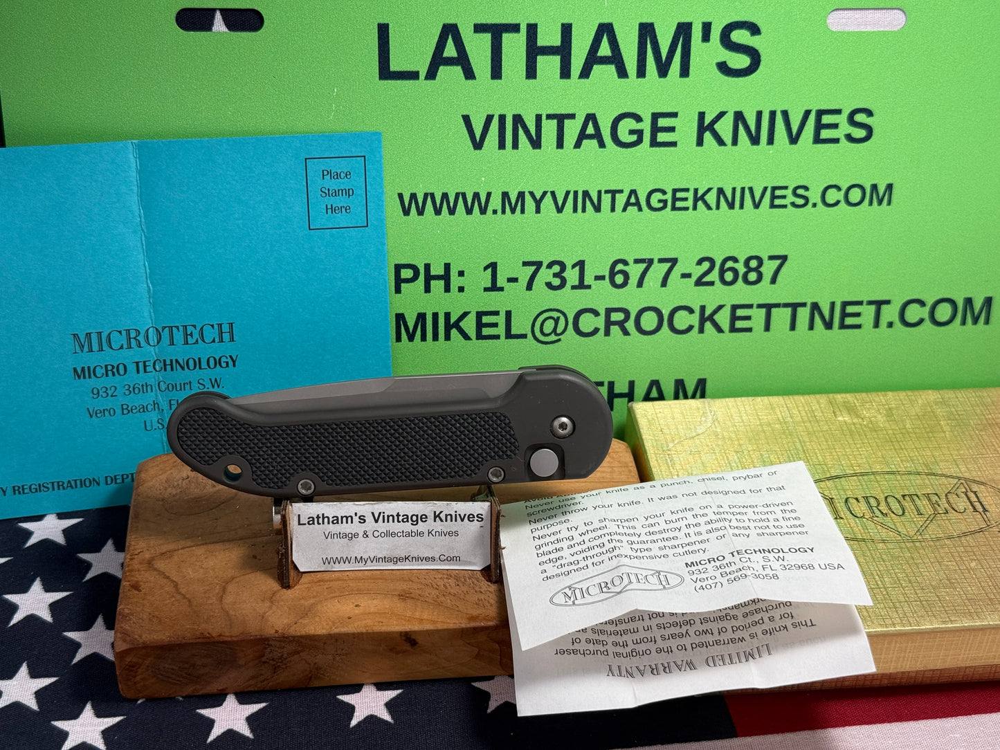 MICROTECH USA 10/1996 L-UNDERWATER DEMOLITION TEAM (UDT) TACTICAL AUTOMATIC KNIFE BLACK METAL HANDLES