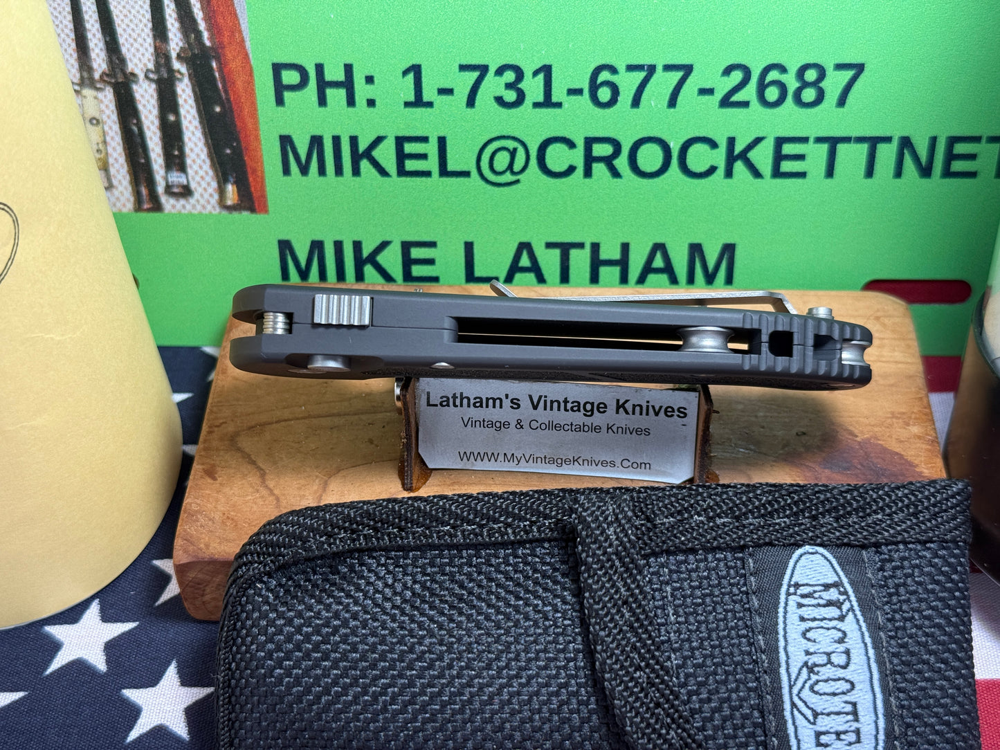 MICROTECH USA 12/2003 UMS 1960 BLACK PLAIN TACTICAL AUTOMATIC KNIFE BLACK METAL HANDLES