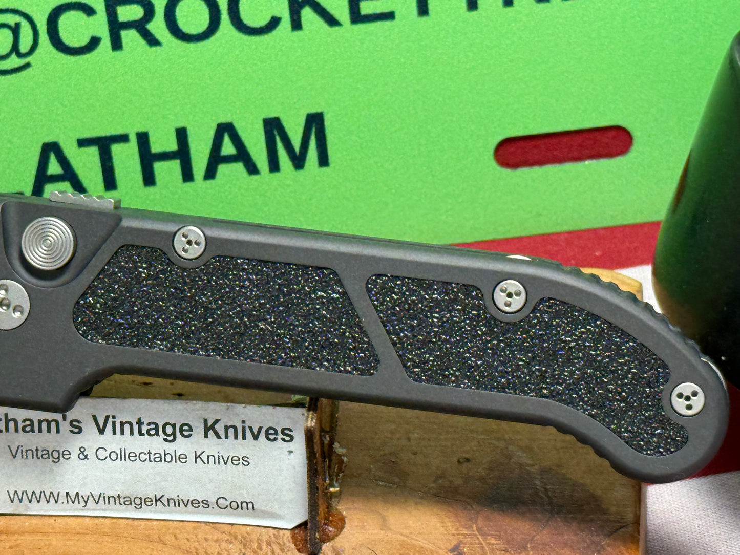 MICROTECH USA 12/2003 UMS 1960 BLACK PLAIN TACTICAL AUTOMATIC KNIFE BLACK METAL HANDLES