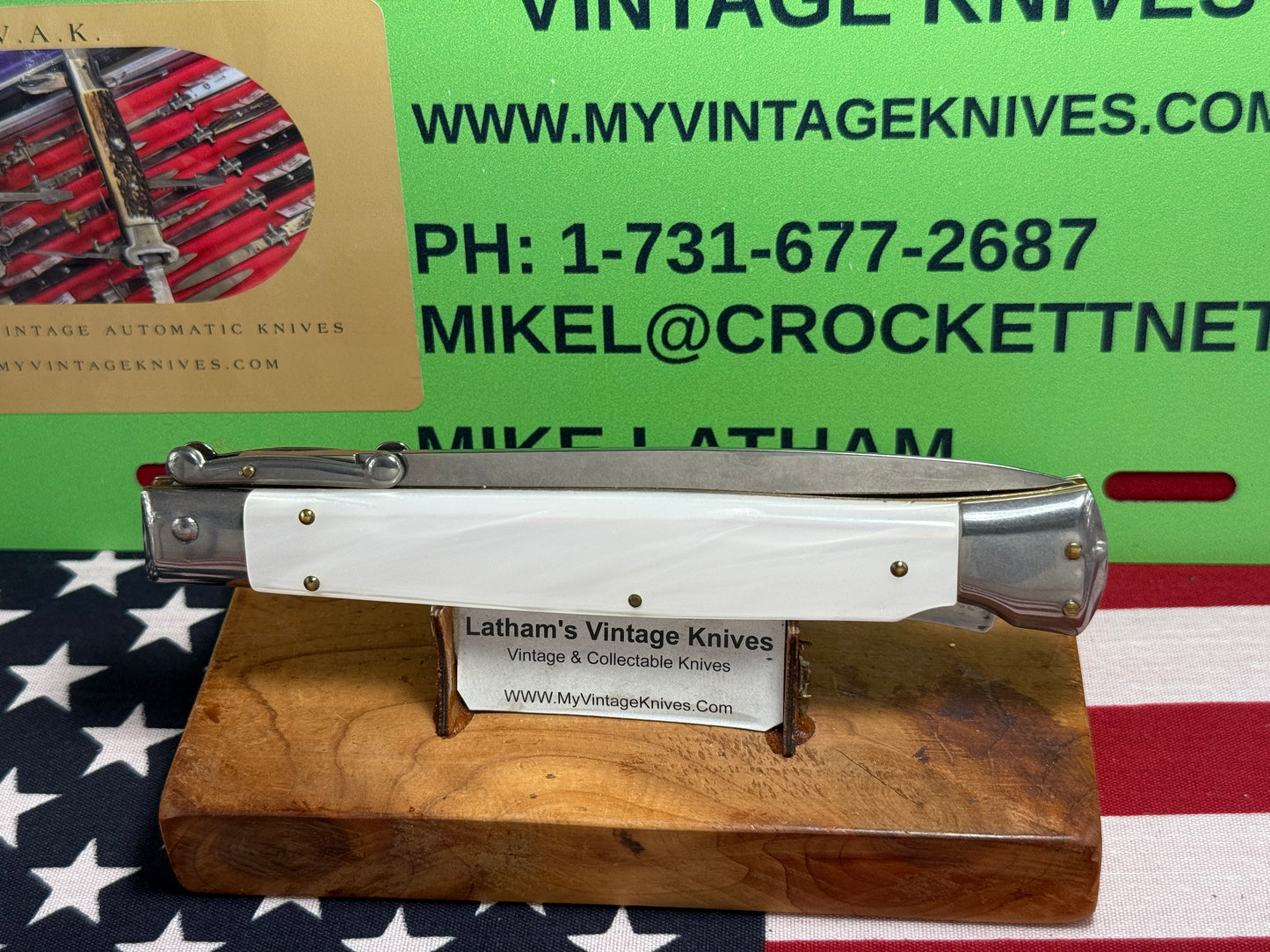 FRANK B. ITLAY 2015-2018 SWING GUARD LOCK BACK DAGGER BLADE 28 CM ITALIAN AUTOMATIC KNIFE WHITE PEARLX HANDLES