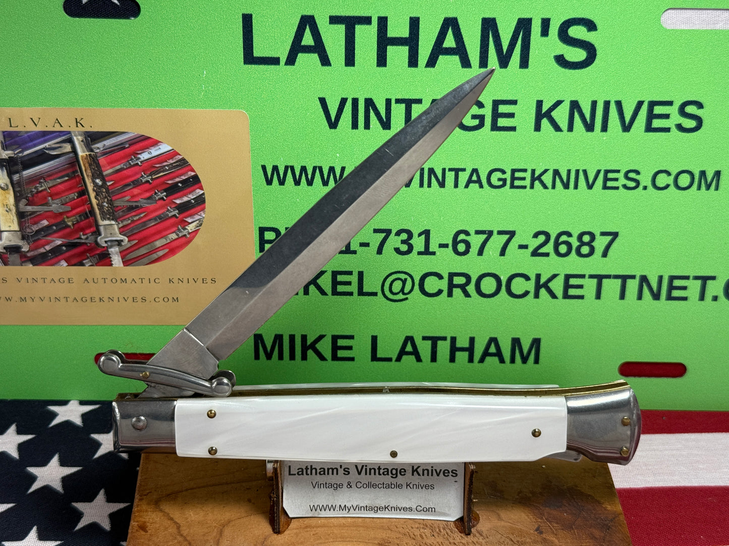 FRANK B. ITLAY 2015-2018 SWING GUARD LOCK BACK DAGGER BLADE 28 CM ITALIAN AUTOMATIC KNIFE WHITE PEARLX HANDLES