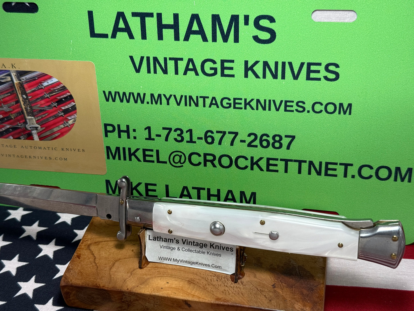 FRANK B. ITLAY 2015-2018 SWING GUARD LOCK BACK DAGGER BLADE 28 CM ITALIAN AUTOMATIC KNIFE WHITE PEARLX HANDLES