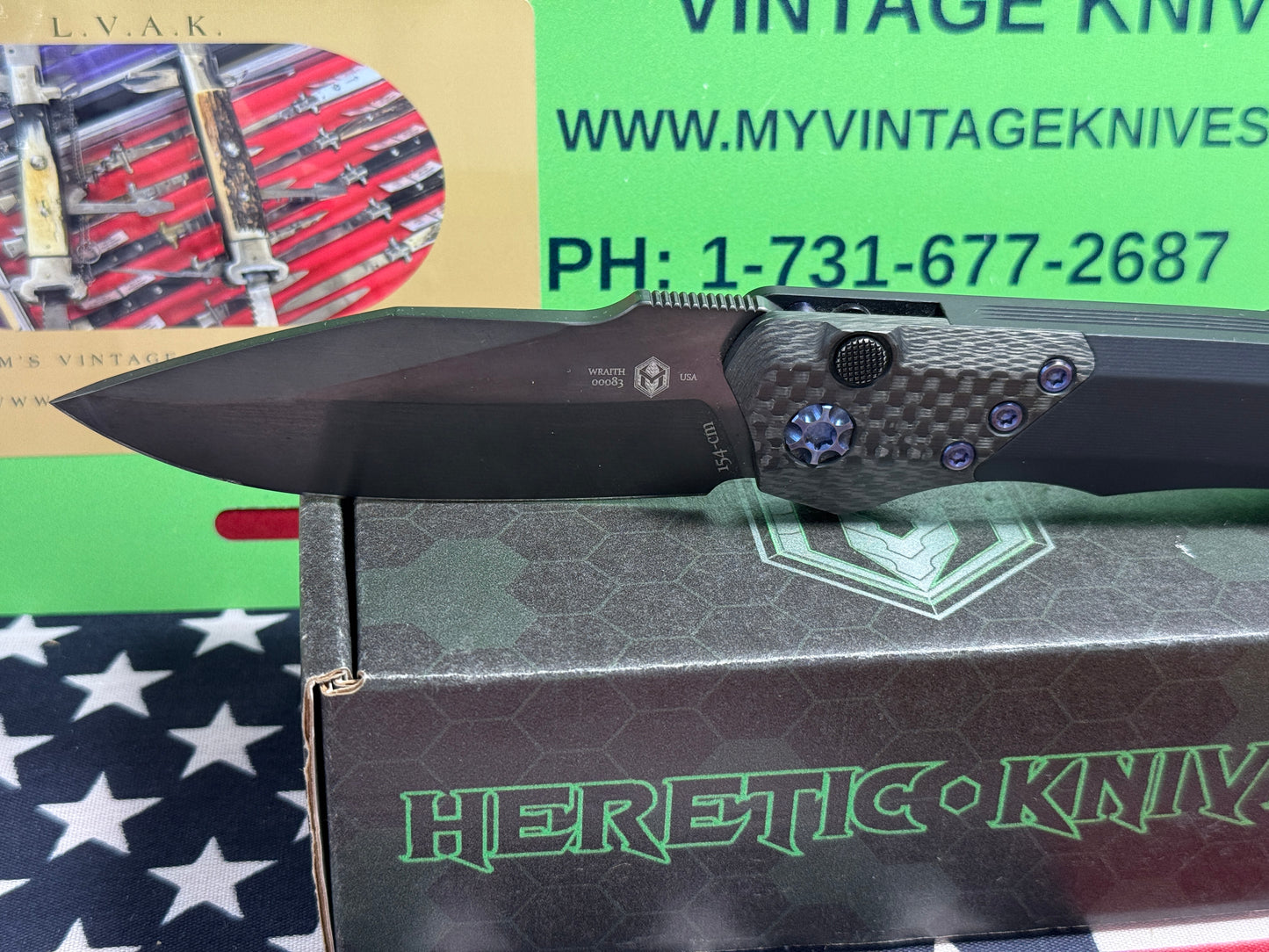 HERETIC KNIVES USA 2023 AUTO WRAITH DLC H000-6A BLUE Ti HARDWARE TACTICAL AUTOMATIC KNIFE CARBON FIBER BOLSTERS.