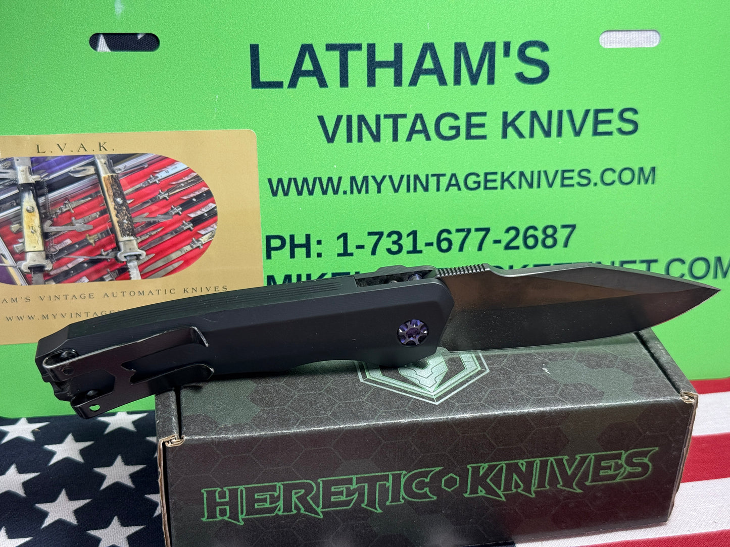 HERETIC KNIVES USA 2023 AUTO WRAITH DLC H000-6A BLUE Ti HARDWARE TACTICAL AUTOMATIC KNIFE CARBON FIBER BOLSTERS.