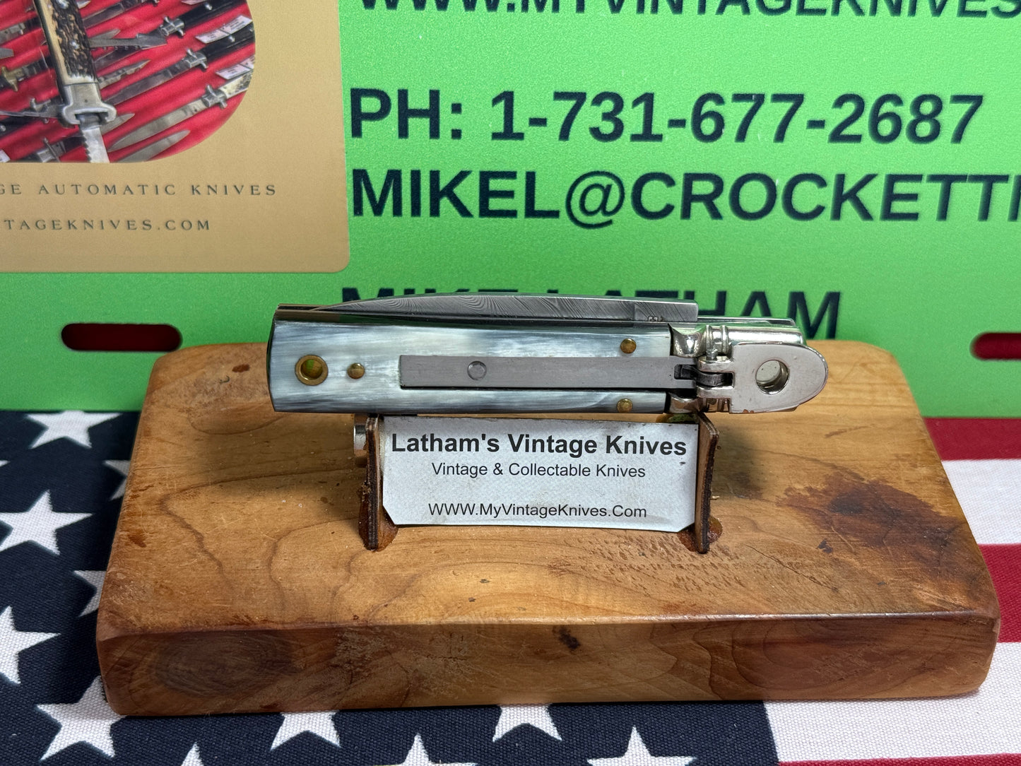 AKC ITALY 2022 LEVER AUTOMATIC DAMACUS STEEL 6" ITALIAN AUTOMATIC KNIFE BRAZILIAN HORN HANDLES