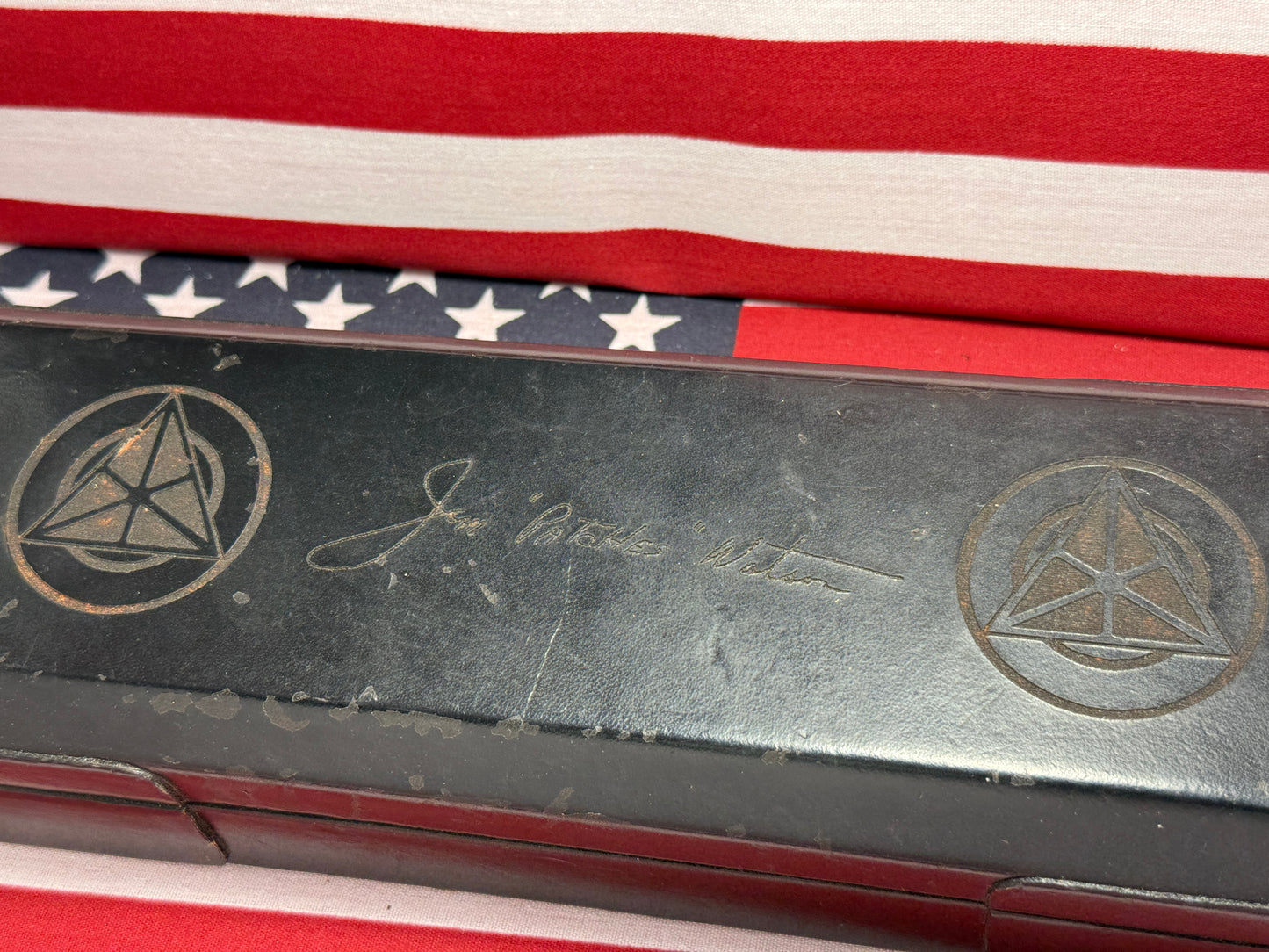 MASTER OF DEFENSE USA 2006-2008 SEAL TEAM TWO POINT MAN CHIEF PATCHES WATSON TRIDENT UTILITY FOLDER TACTICAL AUTOMATIC KNIFE BLACK METAL HANDLES