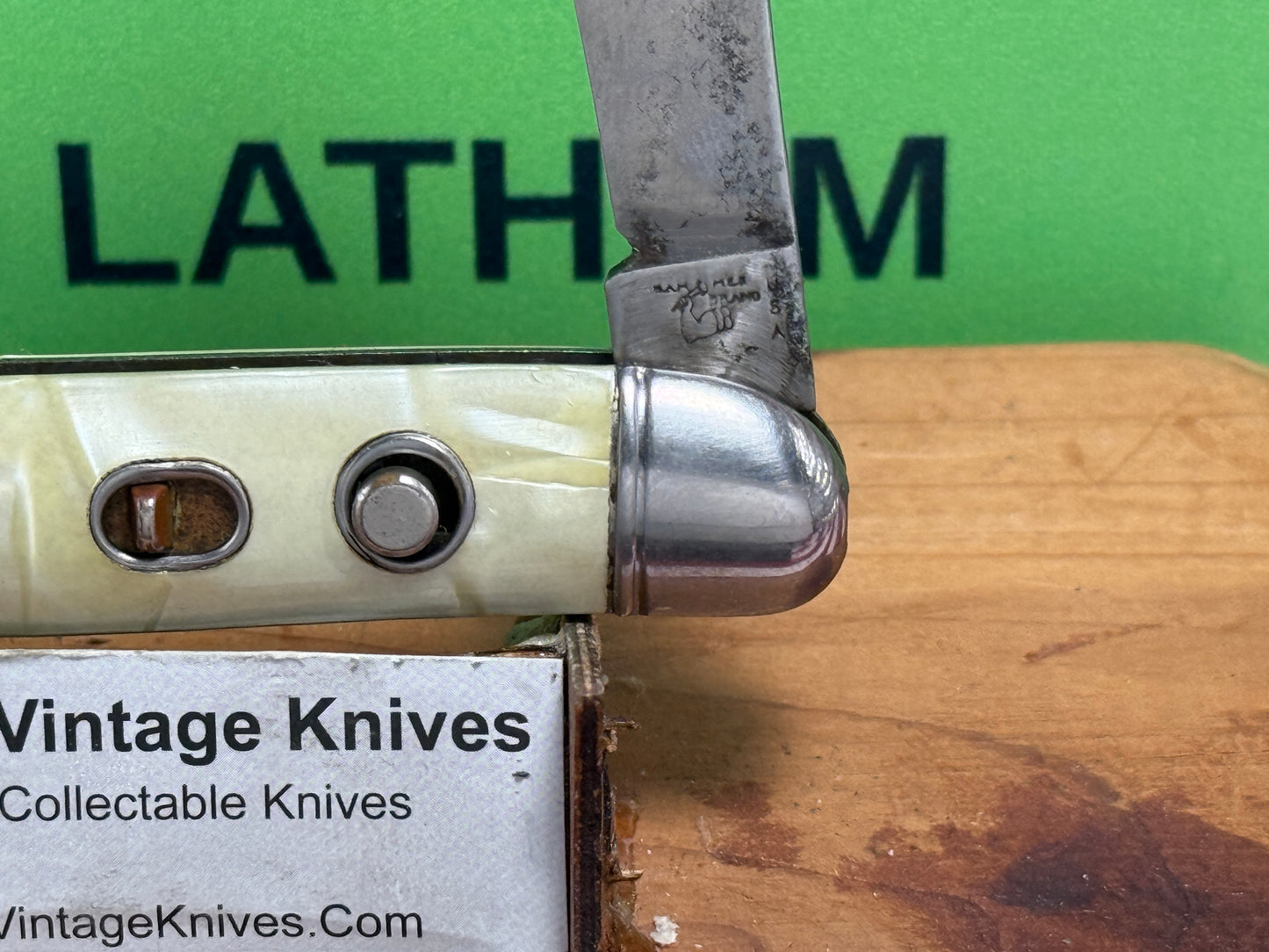 HAMMER BRAND USA IMPERIAL KNIFE CO. 1945-1955 UTILITY JACK 3 1/2" VINTAGE AMERICAN AUTOMATIC KNIFE CRACKED ICE COMPOSITION SHELL WRAP HANDLES