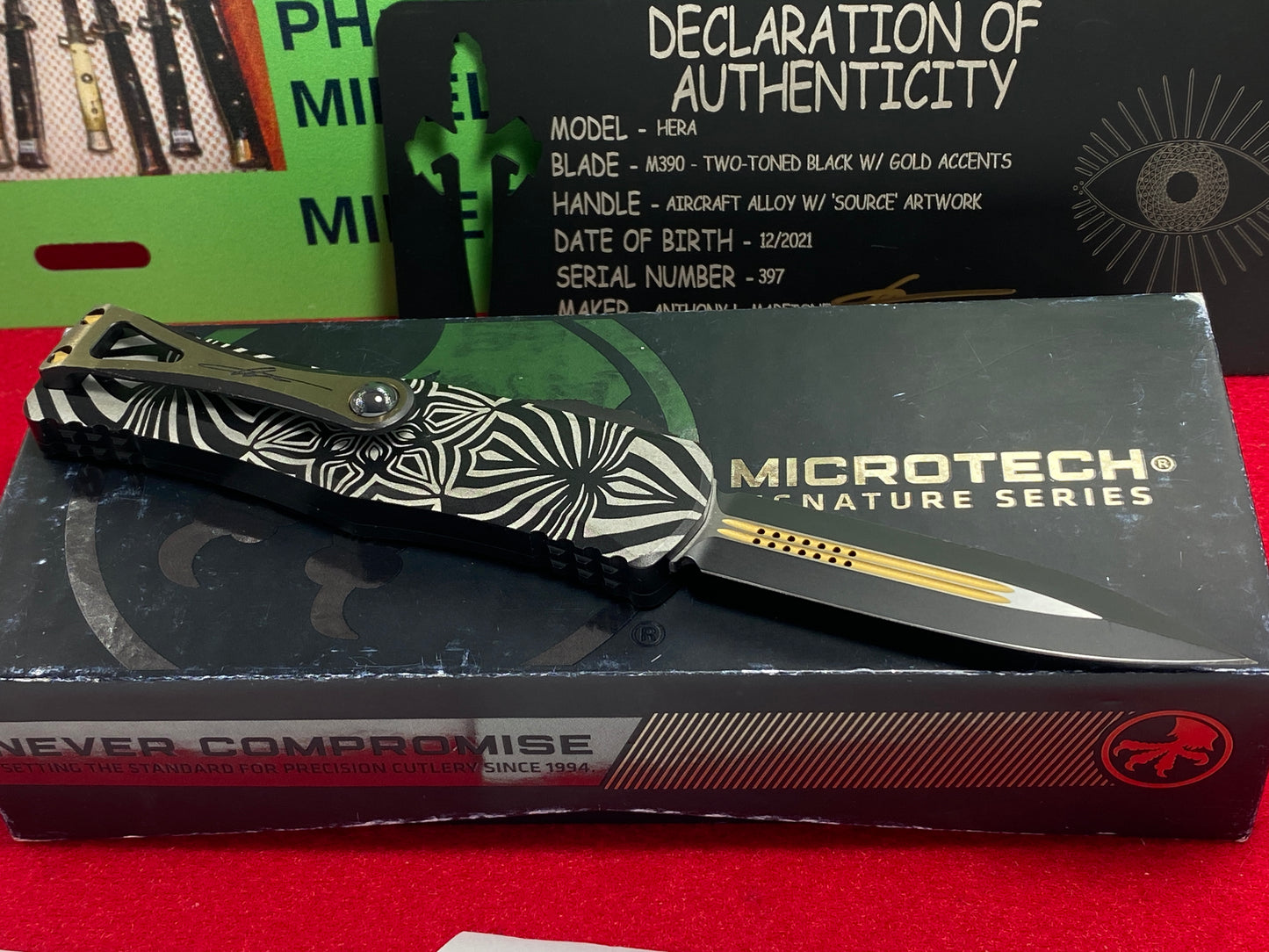 MICROTECH HERA D/E 12/2021 OTF SIGNATURE SERIES SOURCE ARTWORK 702-1 TSOS S/N 397 TACTICAL AUTOMATIC KNIFE TWO-TONED BLACK W/GOLD ACCENTS