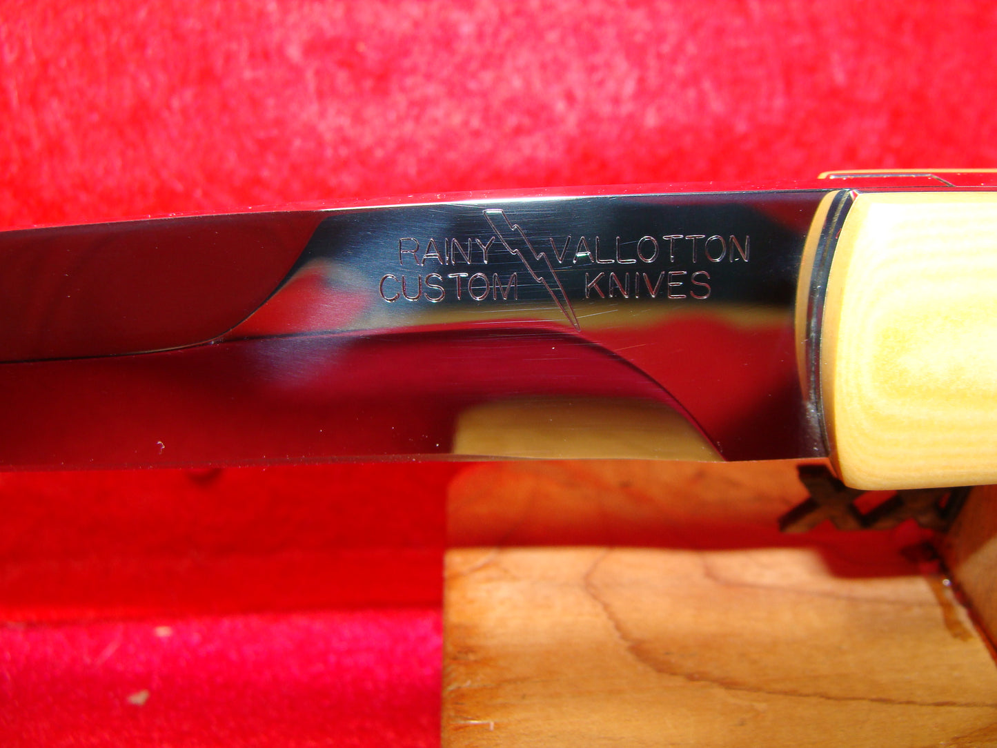 VALLOTTON, RAINY CUSTOM KNIVES 1995-98 LARGE BAYONET BLADE CUSTOM AUTOMATIC KNIFE MICARTA HANDLES