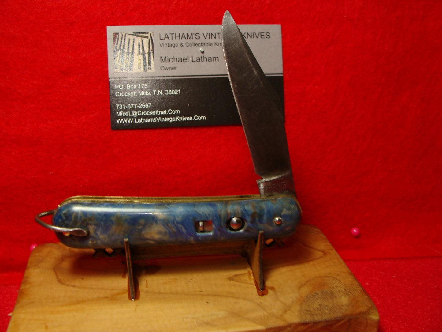 PRONTO COLONIAL KNIFE CO. 1929-56 PARATROOPER STYLE 4 1/8" VINTAGE AMERICAN AUTOMATIC KNIFE BLUE SWIRL COMPOSITION HANDLES