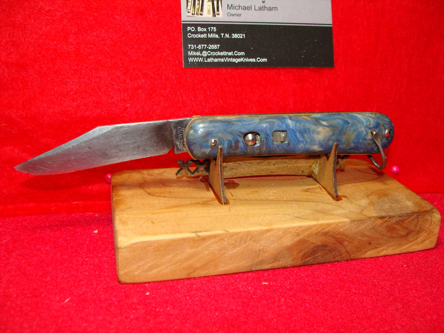 PRONTO COLONIAL KNIFE CO. 1929-56 PARATROOPER STYLE 4 1/8" VINTAGE AMERICAN AUTOMATIC KNIFE BLUE SWIRL COMPOSITION HANDLES