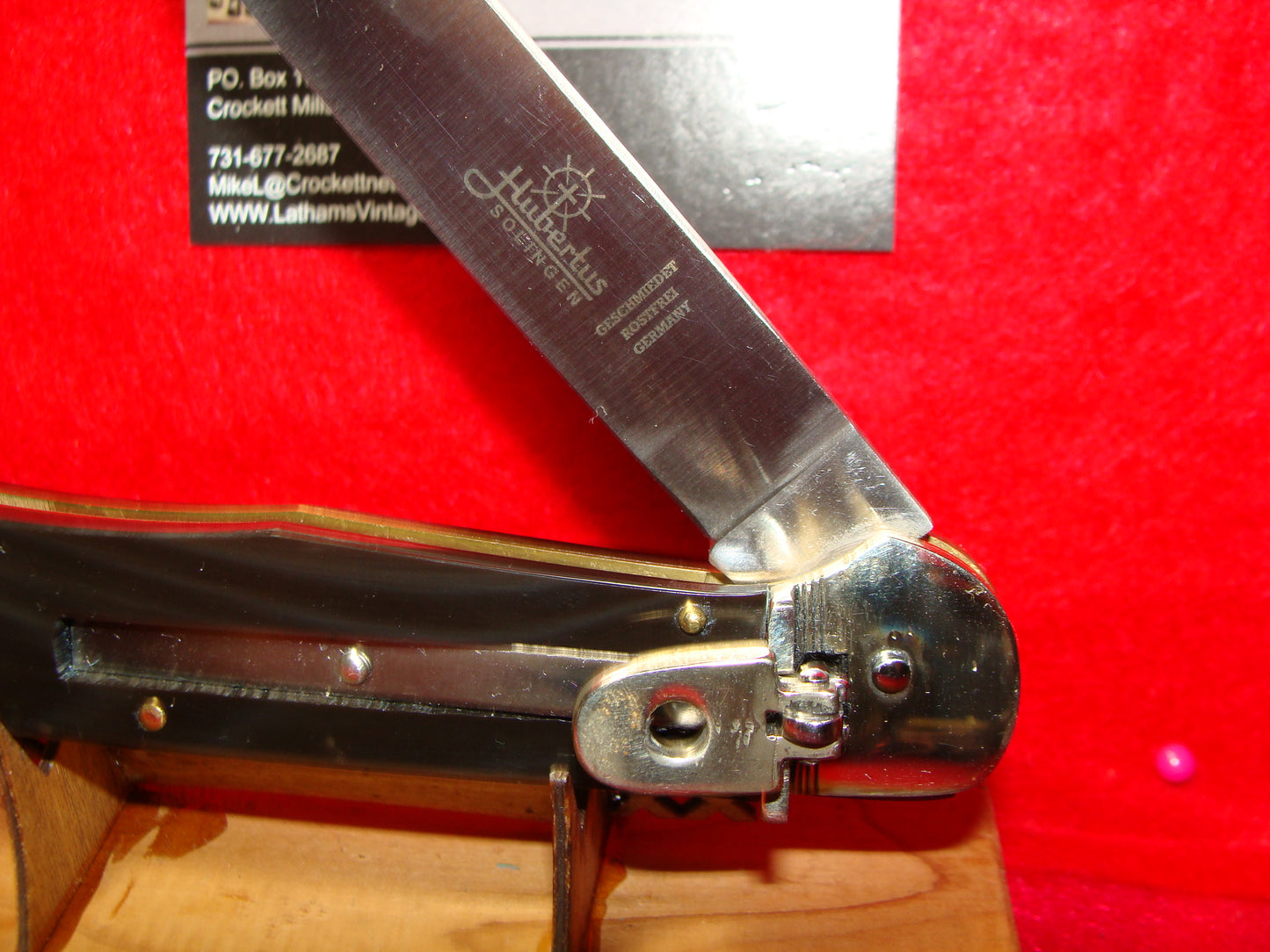 HUBERTUS SOLINGEN GERMANY 2005 LEVER AUTOMATIC 13.5 CM GERMAN AUTOMATIC KNIFE BUFFALO HORN HANDLES