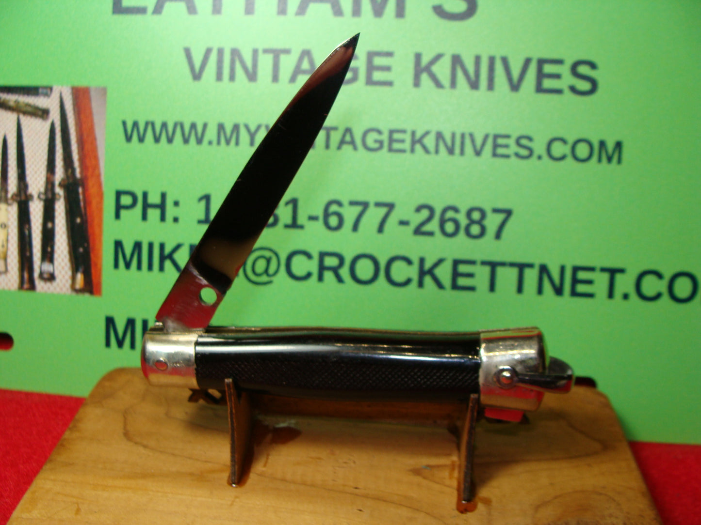 UNSTAMPED "STERILE" BARGEON FRENCH 1965-75 LOCK BACK BARREL STYLE FRENCH AUTOMATIC KNIFE BLACK COMPOSITION HANDLES