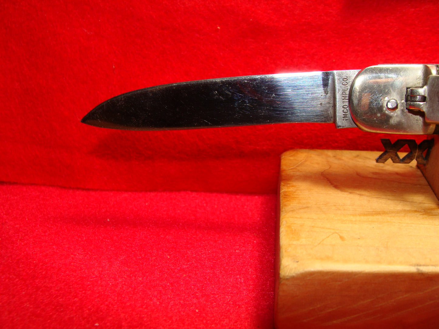 IMCO 1MPL CO. GERMANY 1950-59 LEVER AUTOMATIC 11 CM GERMAN AUTOMATIC KNIFE BLACK JIGGED BONE HANDLES