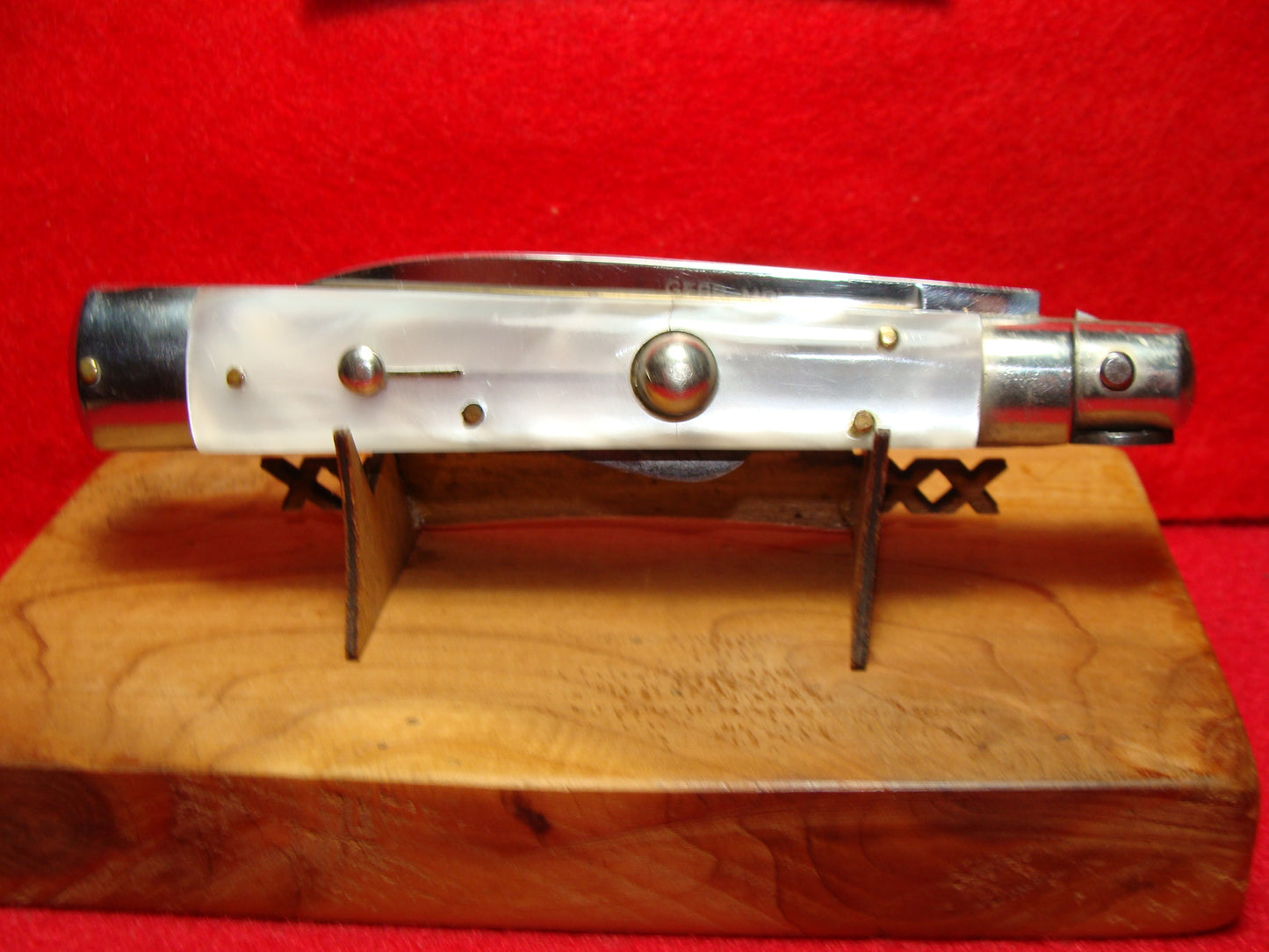 KISSING CRANE ROSTFREI 1960-68 GEBR. MOLLER HUMPBACK LOCK BACK ITALIAN AUTOMATIC KNIFE CRACKED ICE COMPOSITION HANDLES